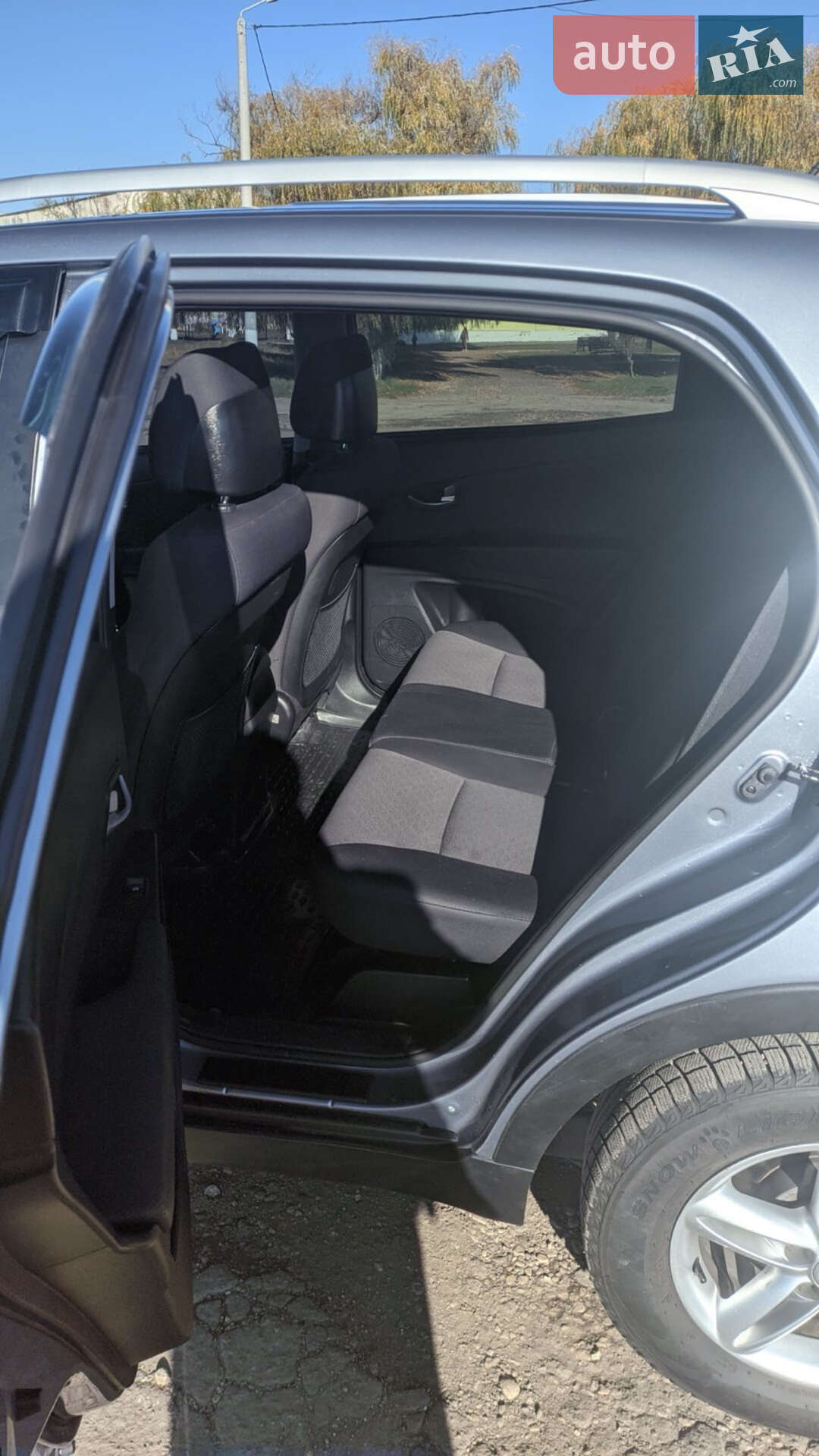 Ssangyong Korando 2011 VIN Y7WCKSA40B0014130 фото оголошення 5 з 19