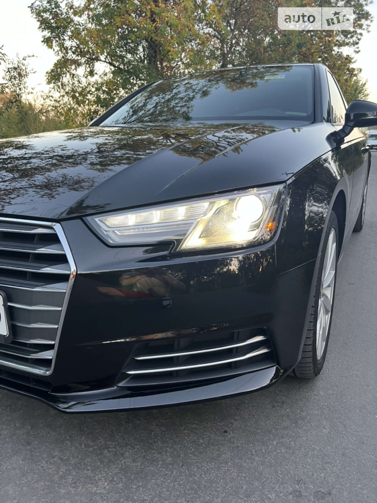 Audi A4 2016 VIN WAUANAF41HN039682 фото оголошення 3 з 21