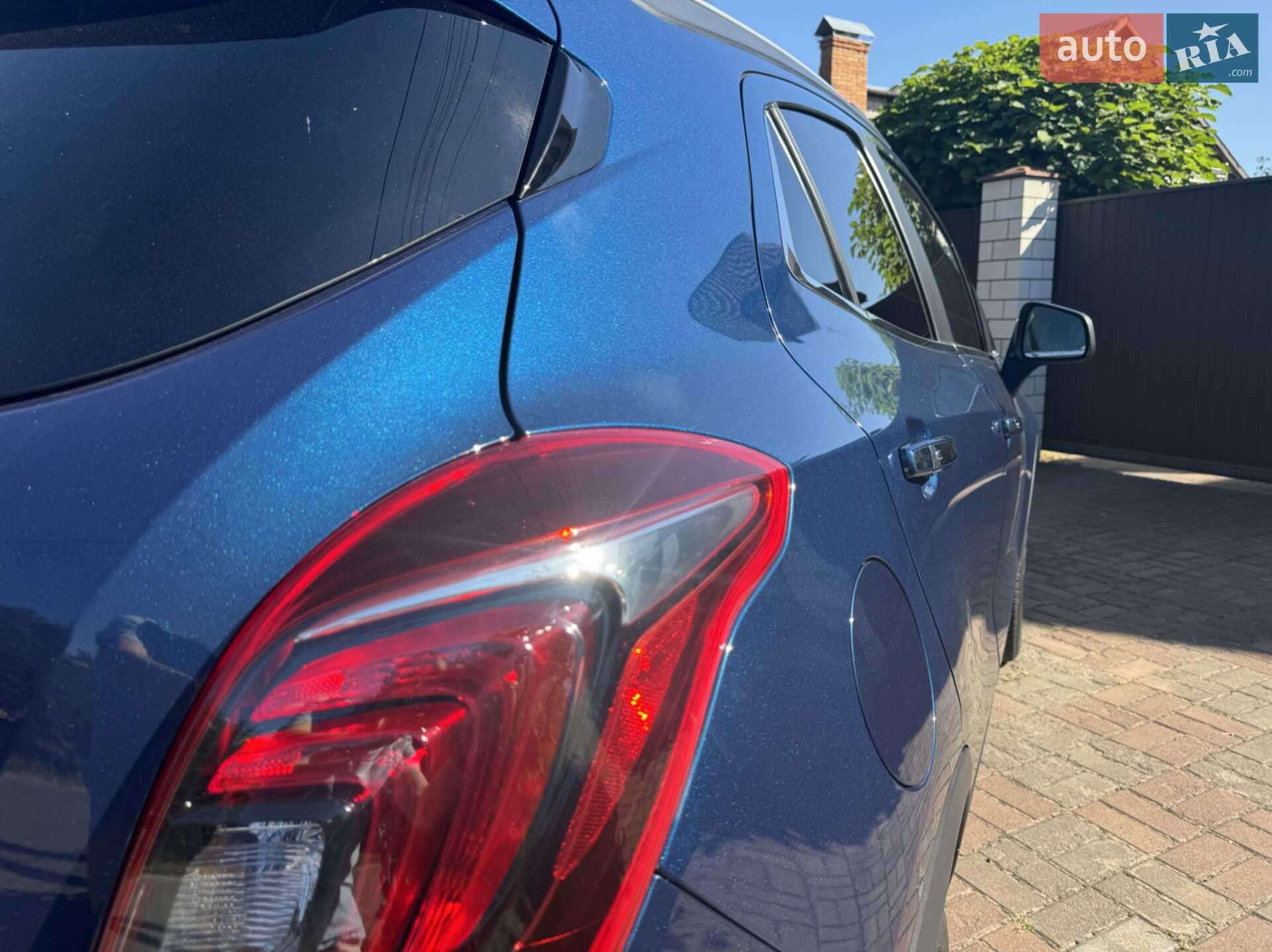 Buick Encore 2019 VIN KL4CJASB1LB010568 фото оголошення 12 з 37