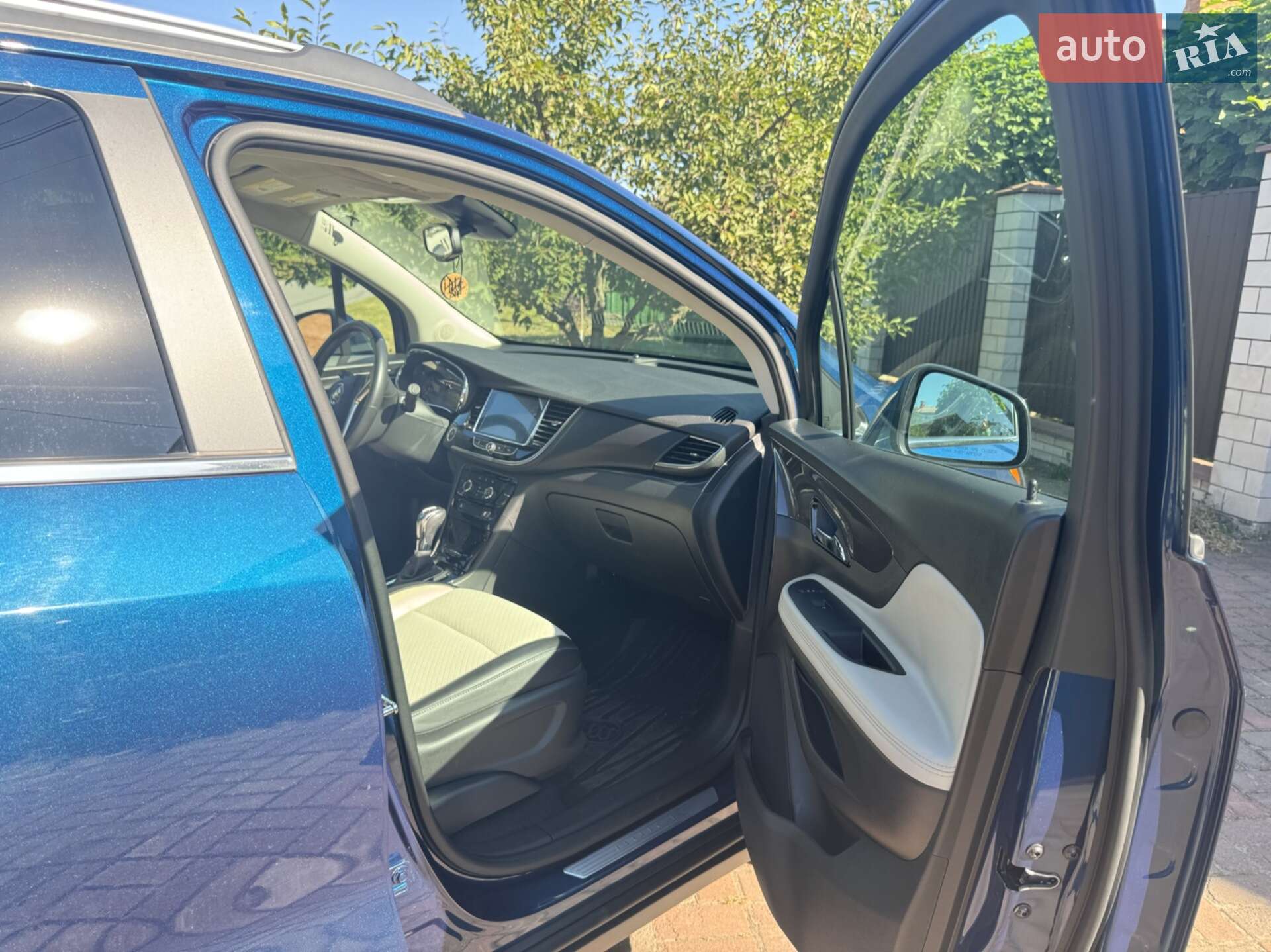 Buick Encore 2019 VIN KL4CJASB1LB010568 фото оголошення 15 з 37