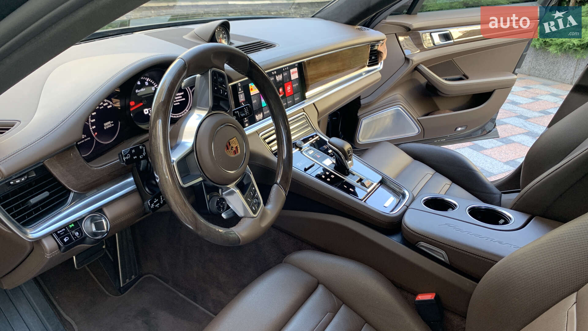 Porsche Panamera 2016 VIN WP0ZZZ97ZHL151366 фото оголошення 28 з 69