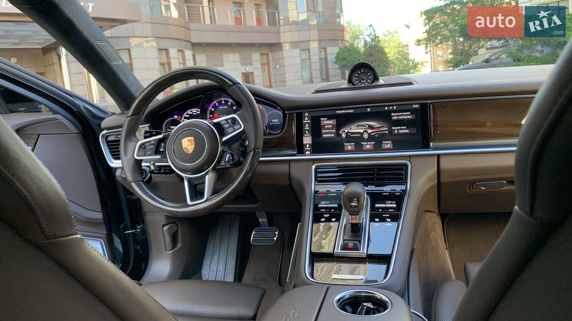 Porsche Panamera 2016 VIN WP0ZZZ97ZHL151366 фото оголошення 41 з 69