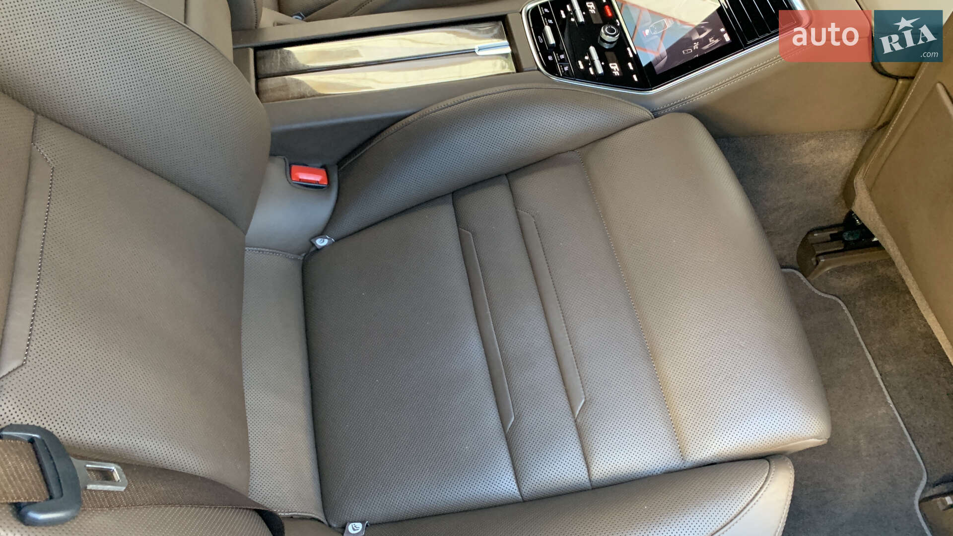 Porsche Panamera 2016 VIN WP0ZZZ97ZHL151366 фото оголошення 45 з 69