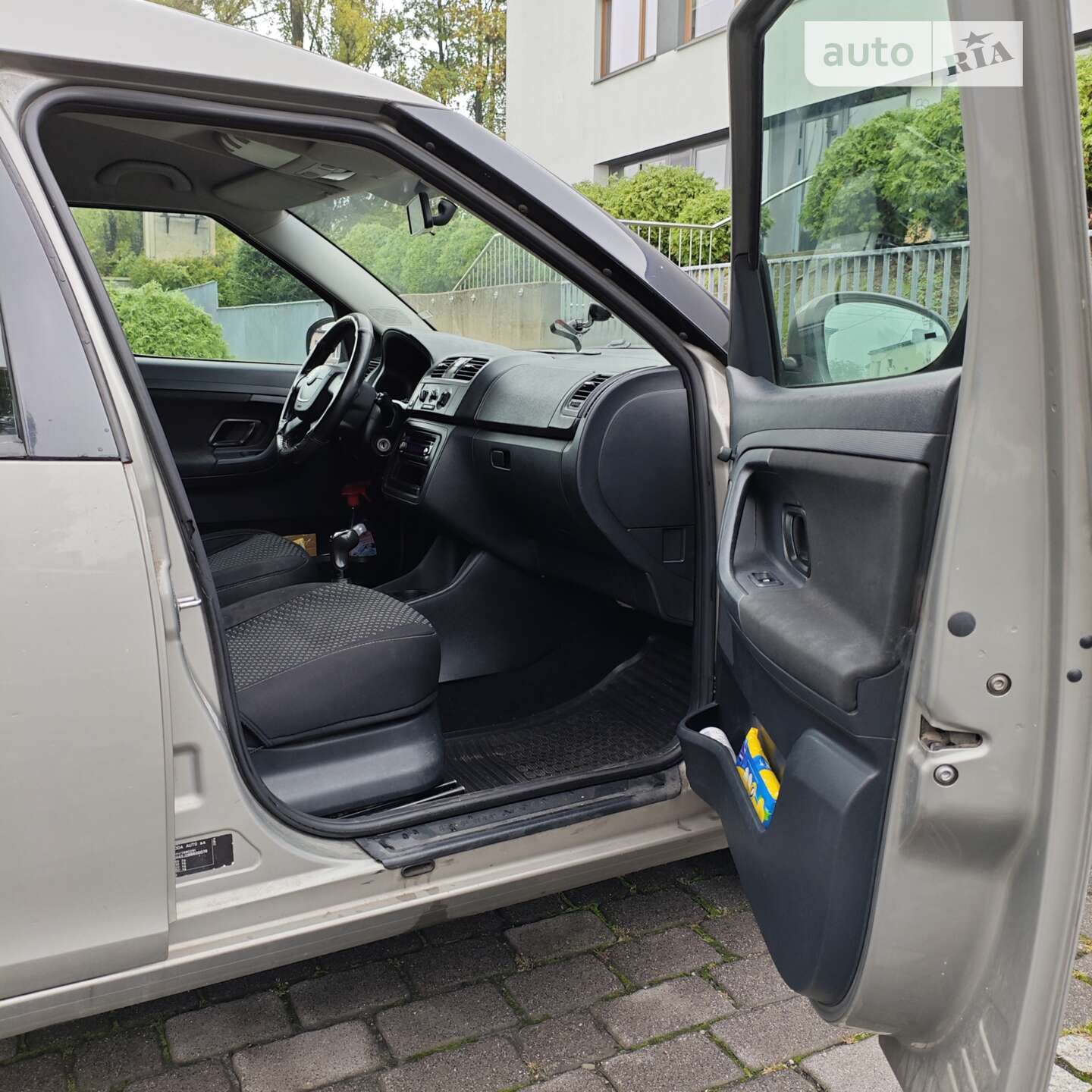 Skoda Roomster 2010 VIN TMBNH45J2BB600078 фото оголошення 10 з 52