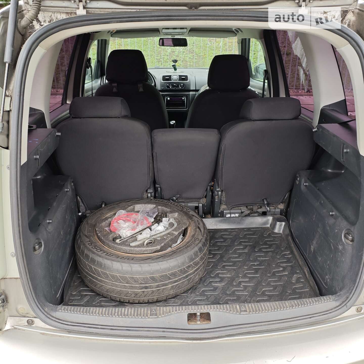 Skoda Roomster 2010 VIN TMBNH45J2BB600078 фото оголошення 16 з 52