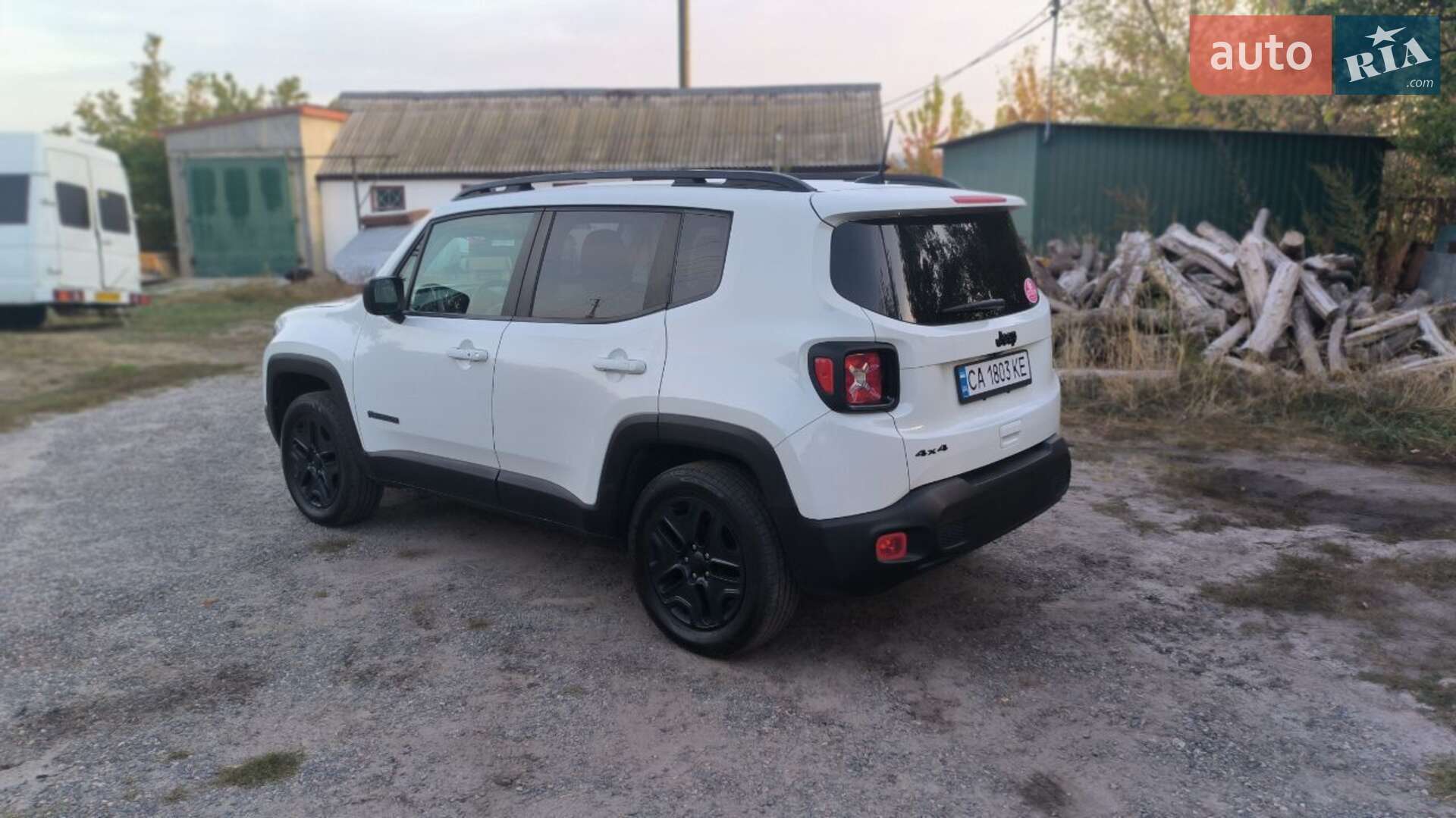 Jeep Renegade 2018 VIN ZACCJBAB6JPH52528 фото оголошення 13 з 49