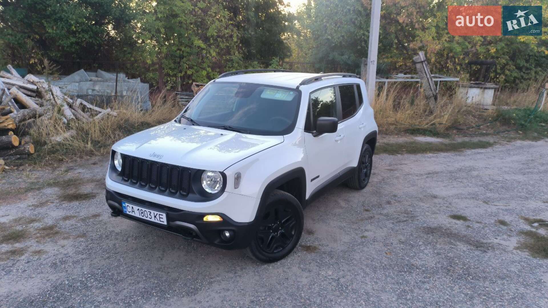 Jeep Renegade 2018 VIN ZACCJBAB6JPH52528 фото оголошення 3 з 49