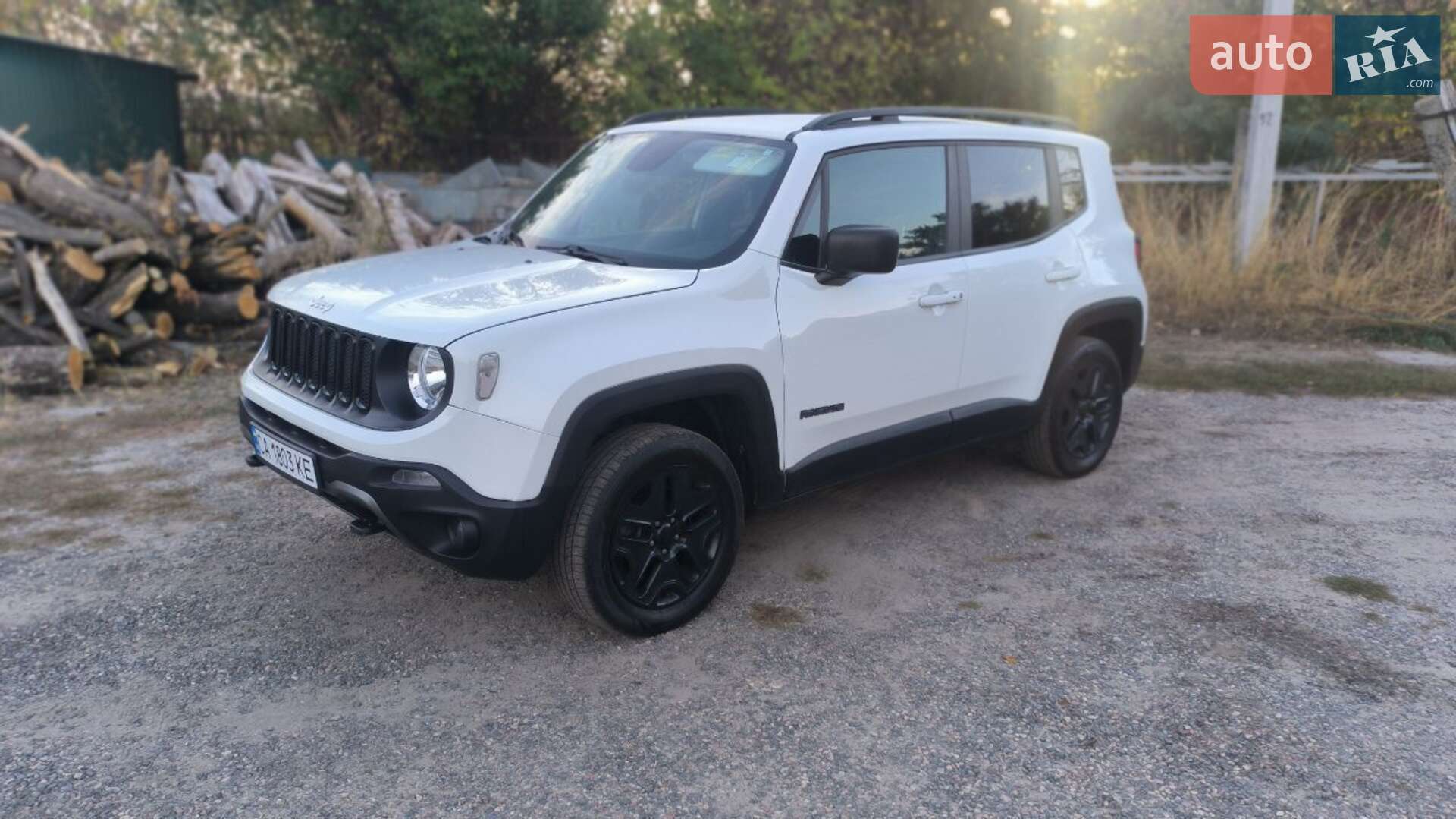 Jeep Renegade 2018 VIN ZACCJBAB6JPH52528 фото оголошення 4 з 49