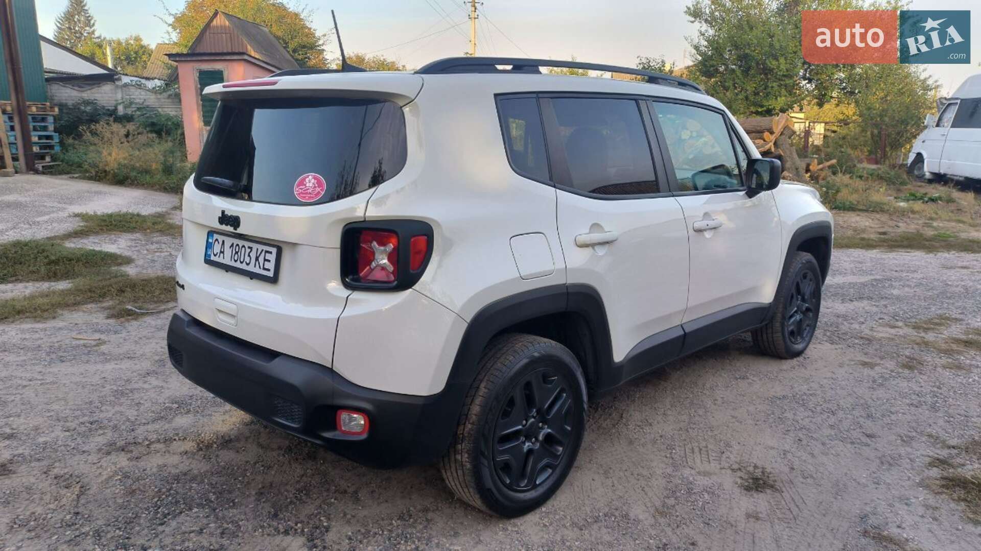 Jeep Renegade 2018 VIN ZACCJBAB6JPH52528 фото оголошення 19 з 49