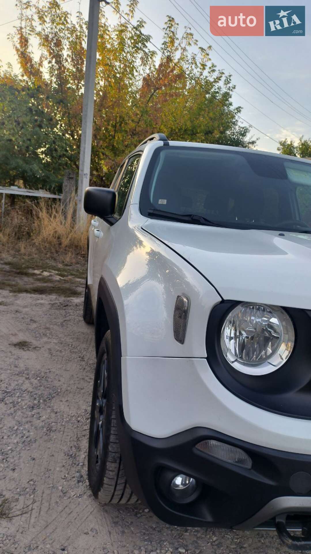 Jeep Renegade 2018 VIN ZACCJBAB6JPH52528 фото оголошення 30 з 49