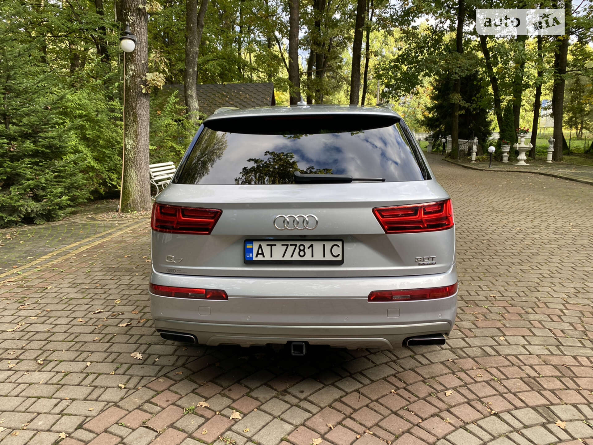 Audi Q7 2018 VIN WA1VAAF78JD044085 фото оголошення 11 з 45