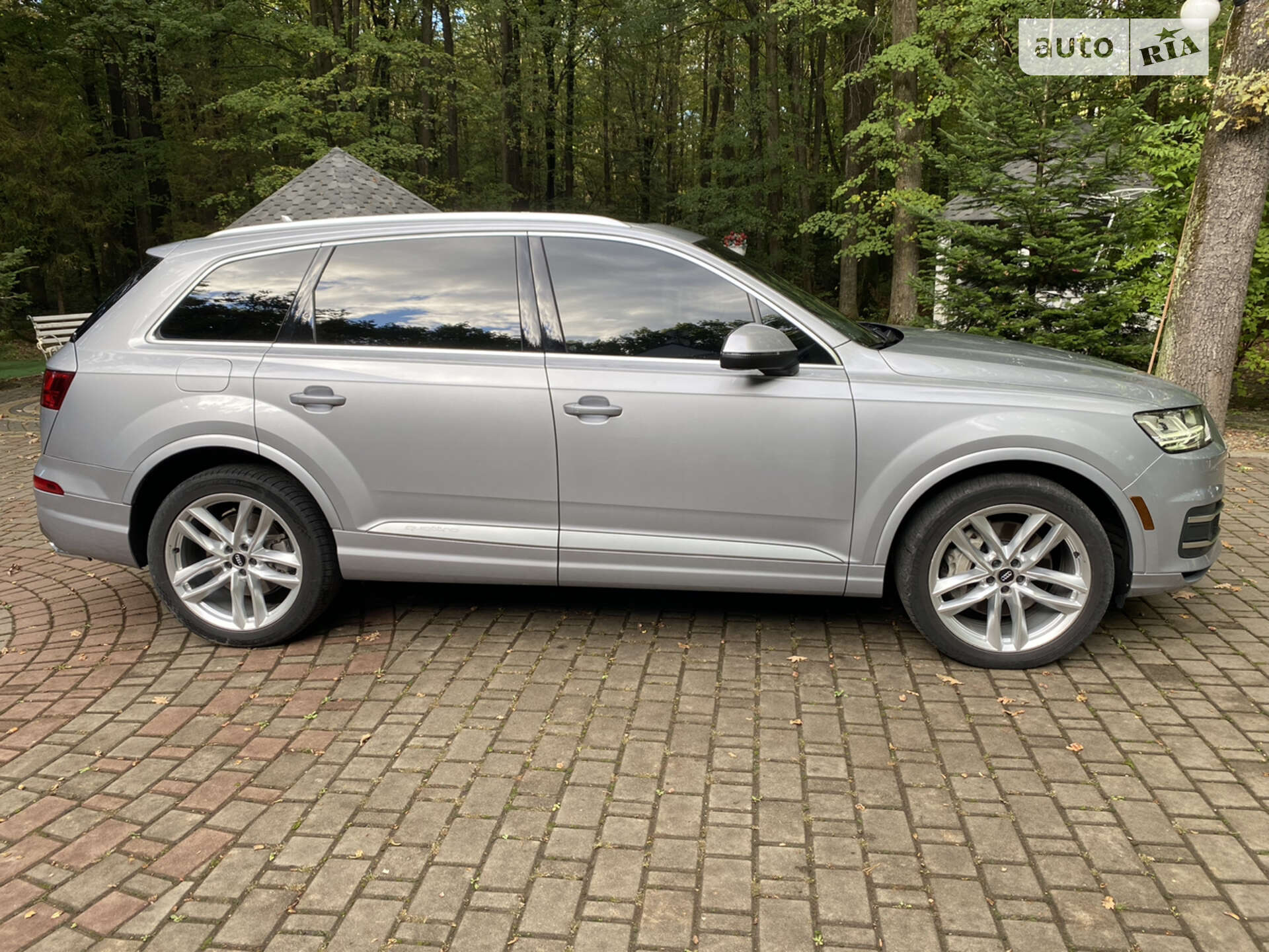 Audi Q7 2018 VIN WA1VAAF78JD044085 фото оголошення 12 з 45
