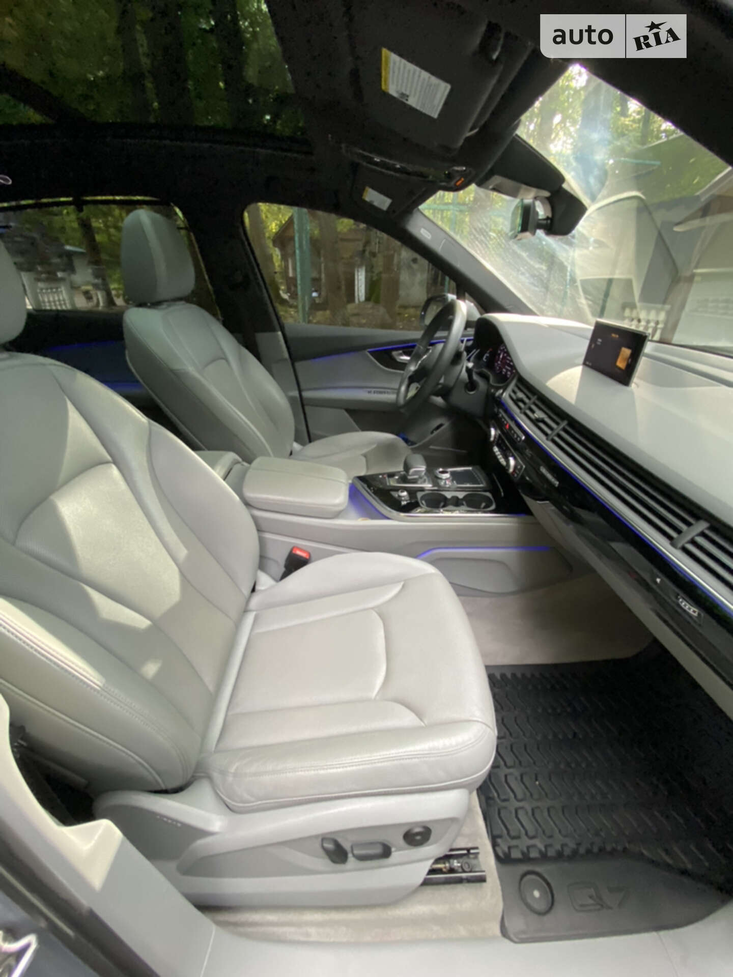 Audi Q7 2018 VIN WA1VAAF78JD044085 фото оголошення 22 з 45