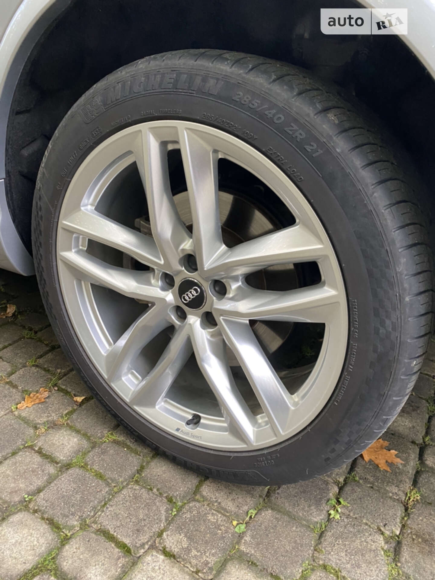 Audi Q7 2018 VIN WA1VAAF78JD044085 фото оголошення 33 з 45