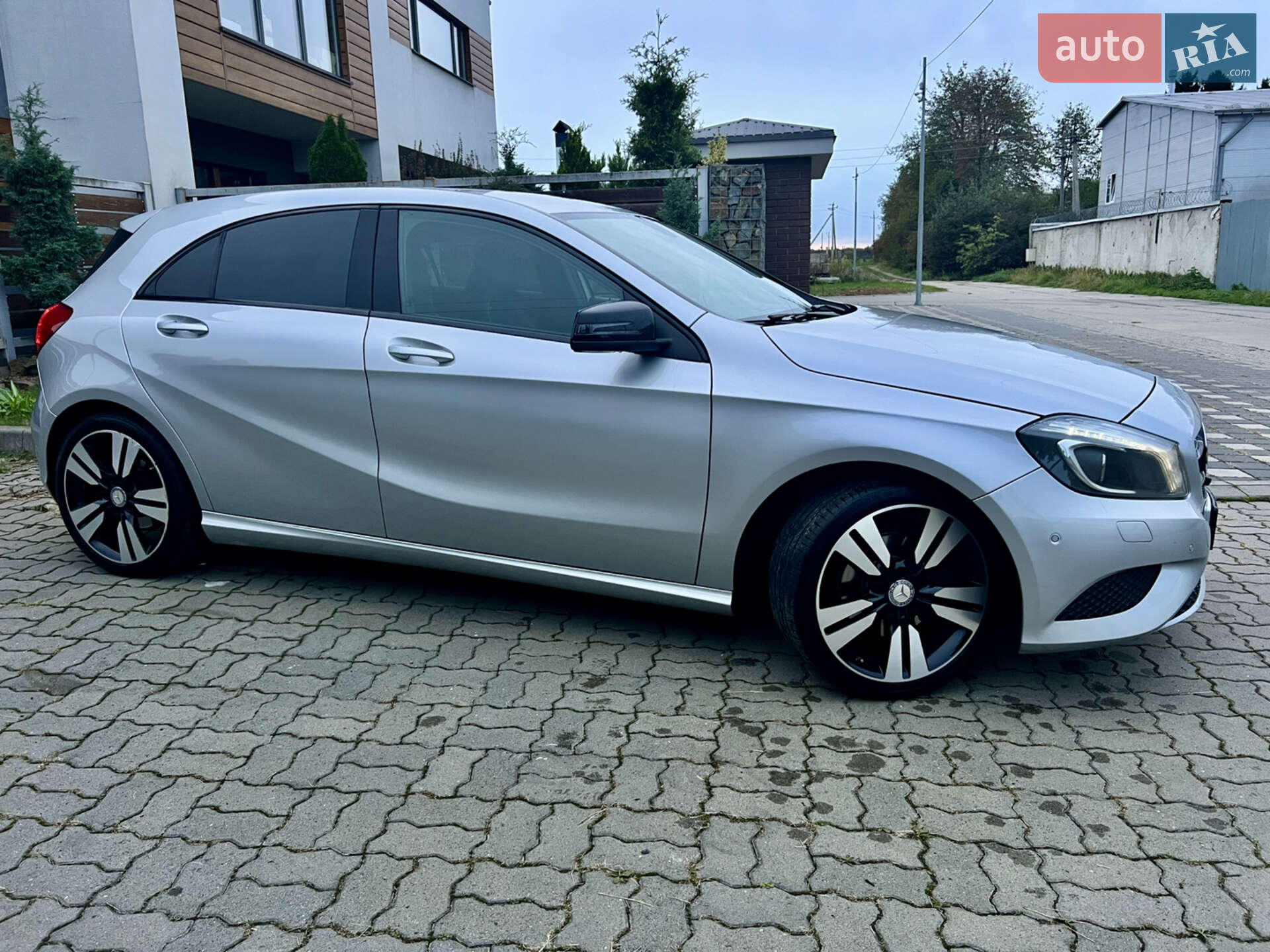 Mercedes-Benz A-Class 2015 VIN WDD1760431J373247 фото оголошення 5 з 46