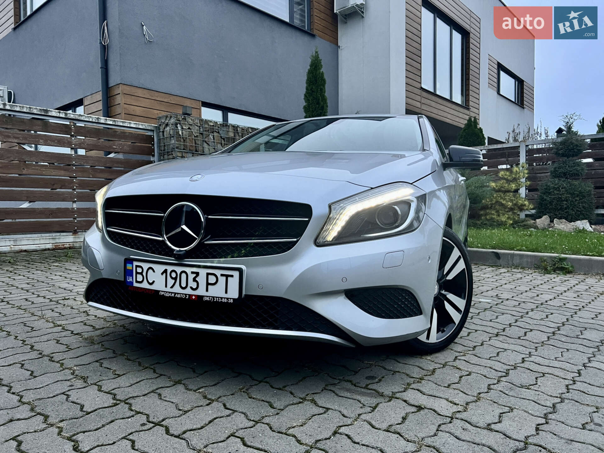 Mercedes-Benz A-Class 2015 VIN WDD1760431J373247 фото оголошення 9 з 46