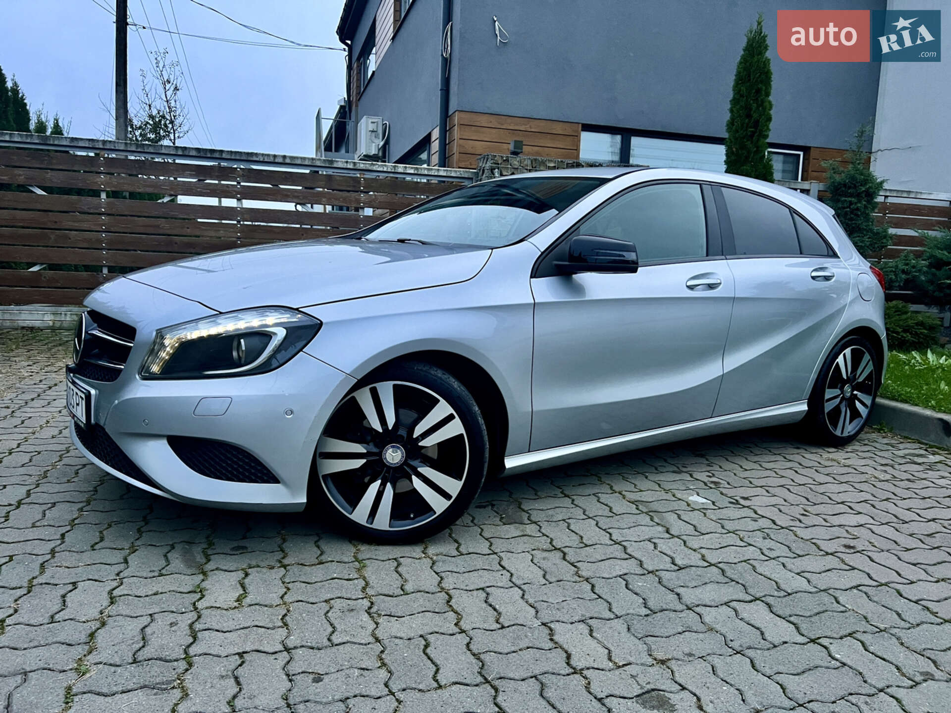 Mercedes-Benz A-Class 2015 VIN WDD1760431J373247 фото оголошення 11 з 46