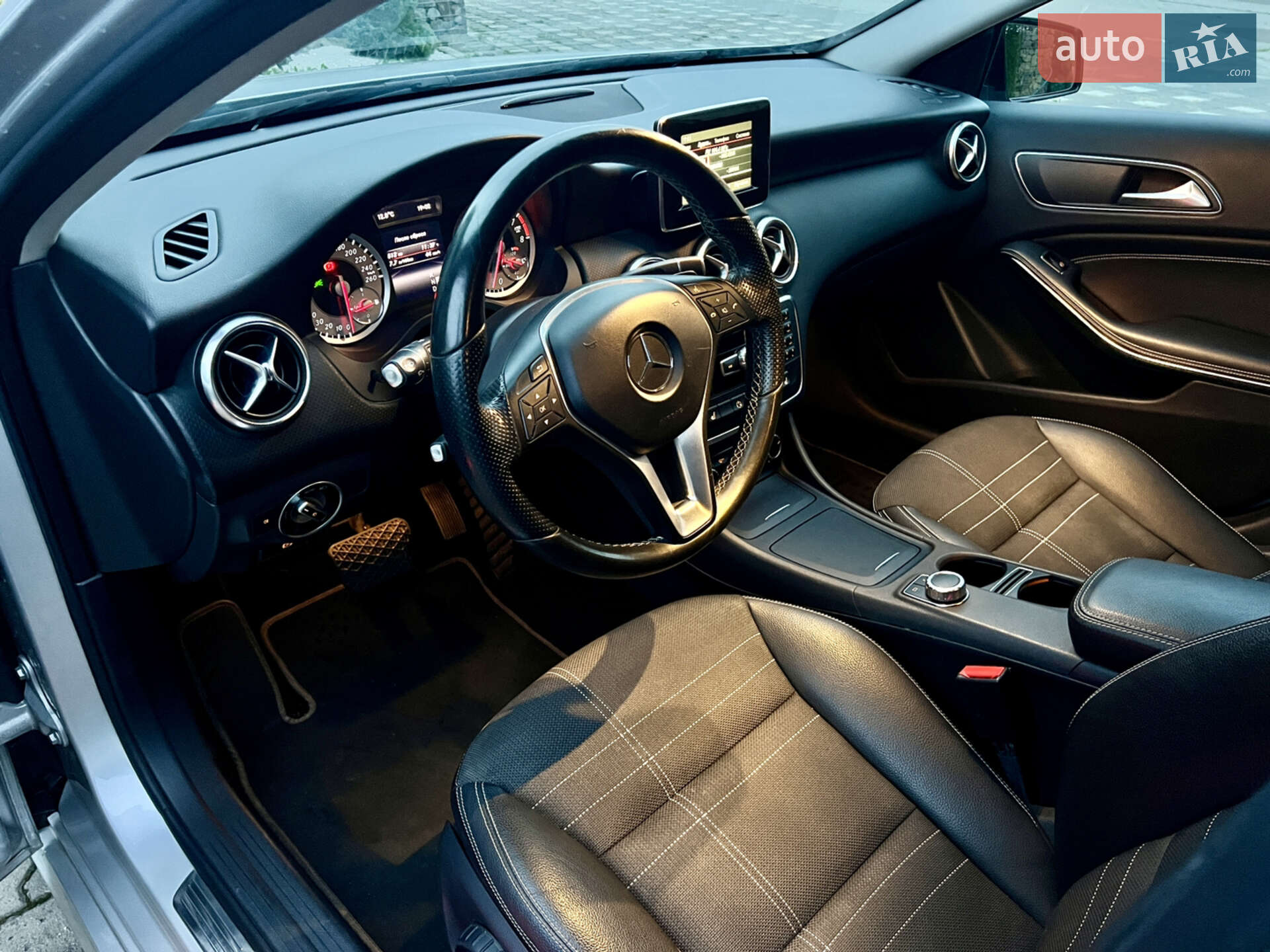 Mercedes-Benz A-Class 2015 VIN WDD1760431J373247 фото оголошення 26 з 46