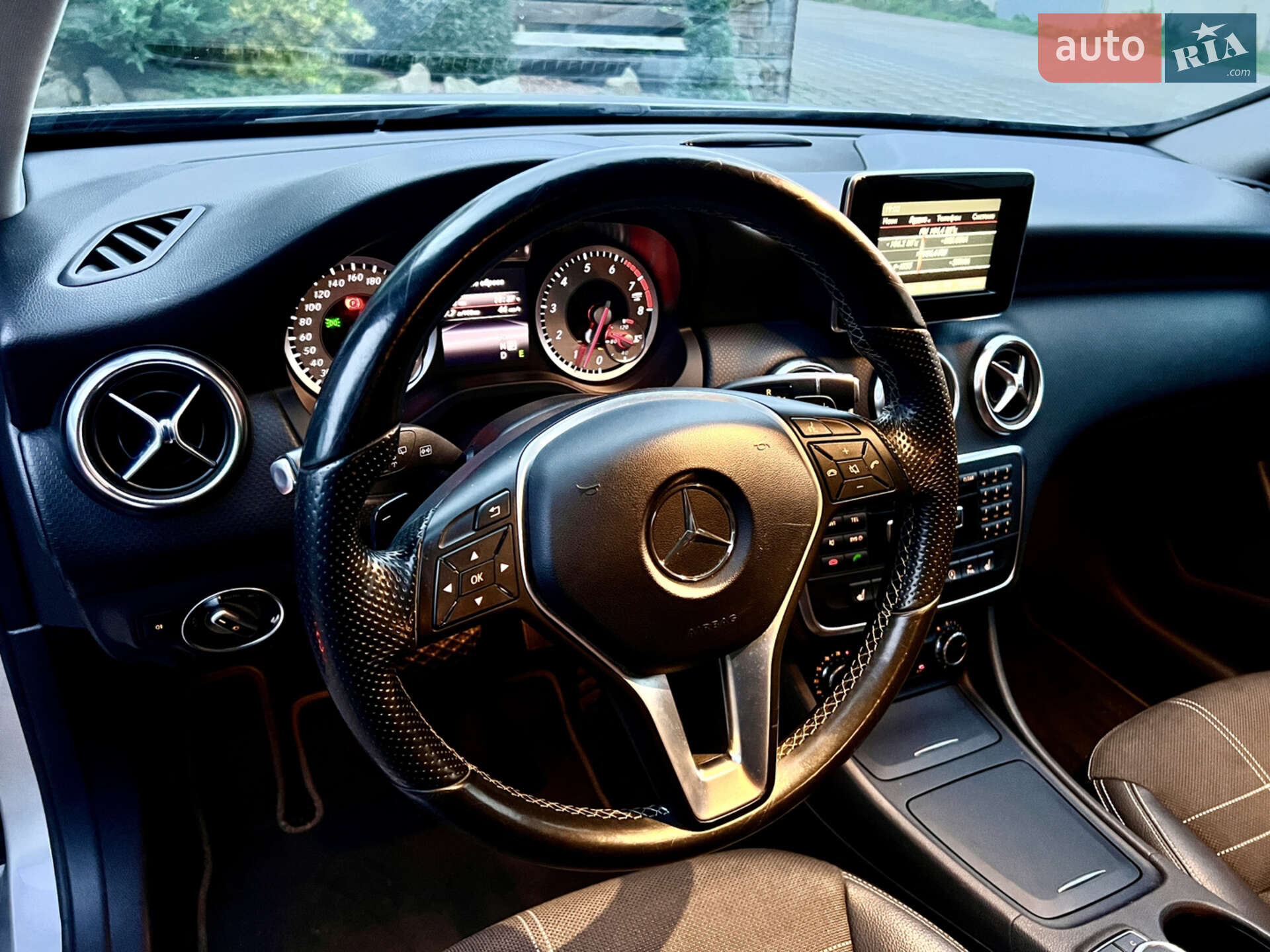 Mercedes-Benz A-Class 2015 VIN WDD1760431J373247 фото оголошення 27 з 46