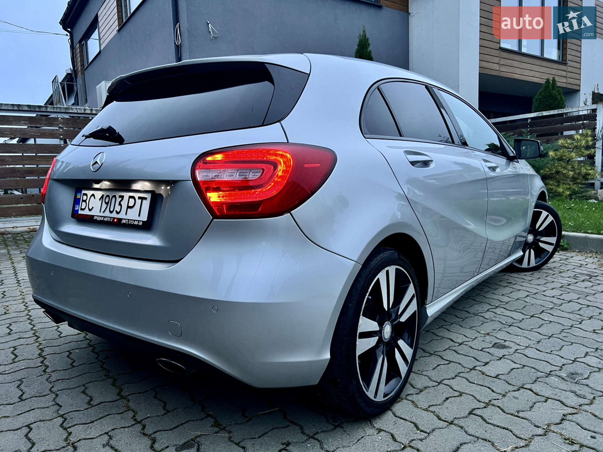 Mercedes-Benz A-Class 2015 VIN WDD1760431J373247 фото оголошення 17 з 46
