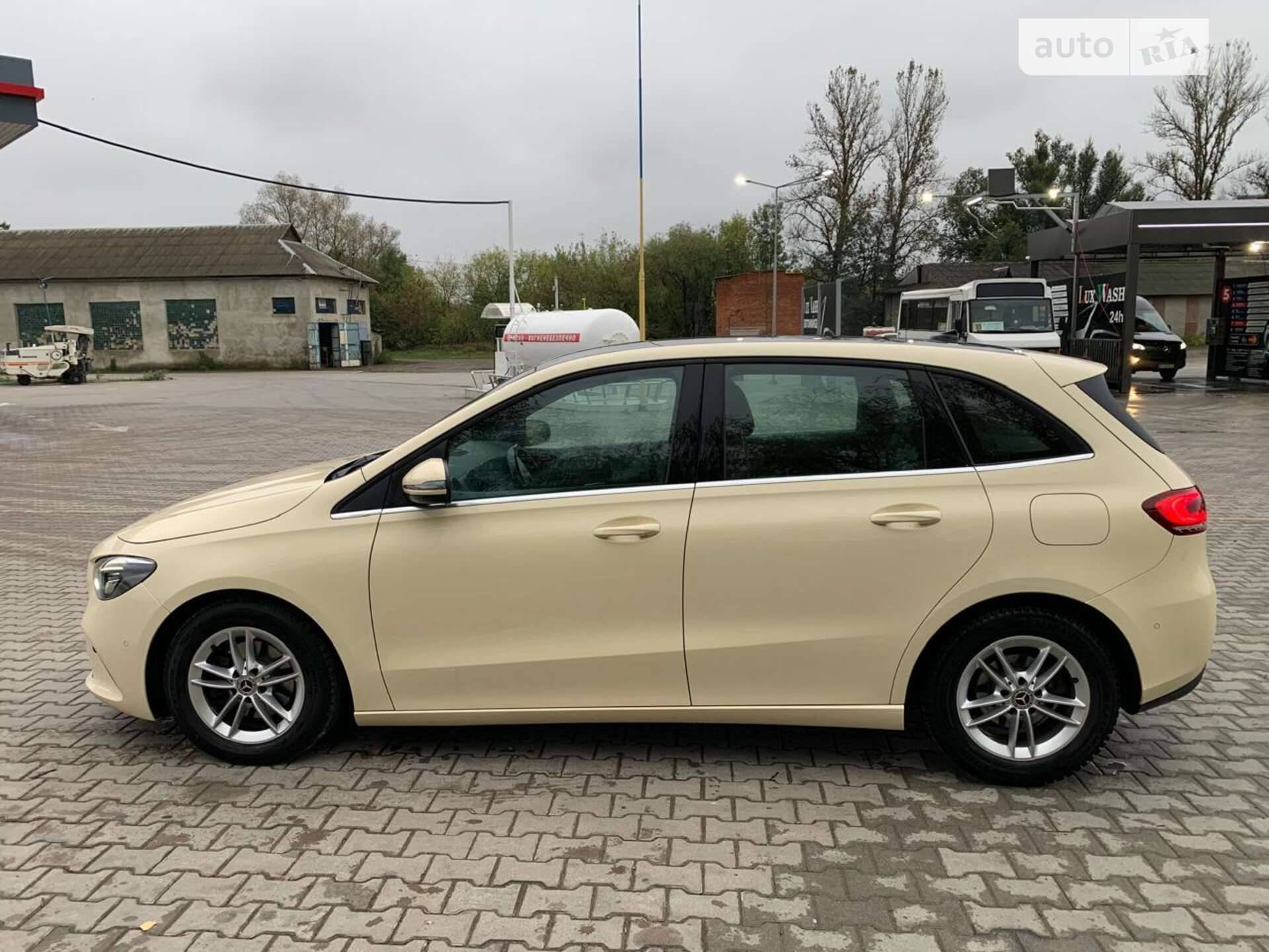 Mercedes-Benz B-Class 2019 VIN WDD2470031J083595 фото оголошення 6 з 25