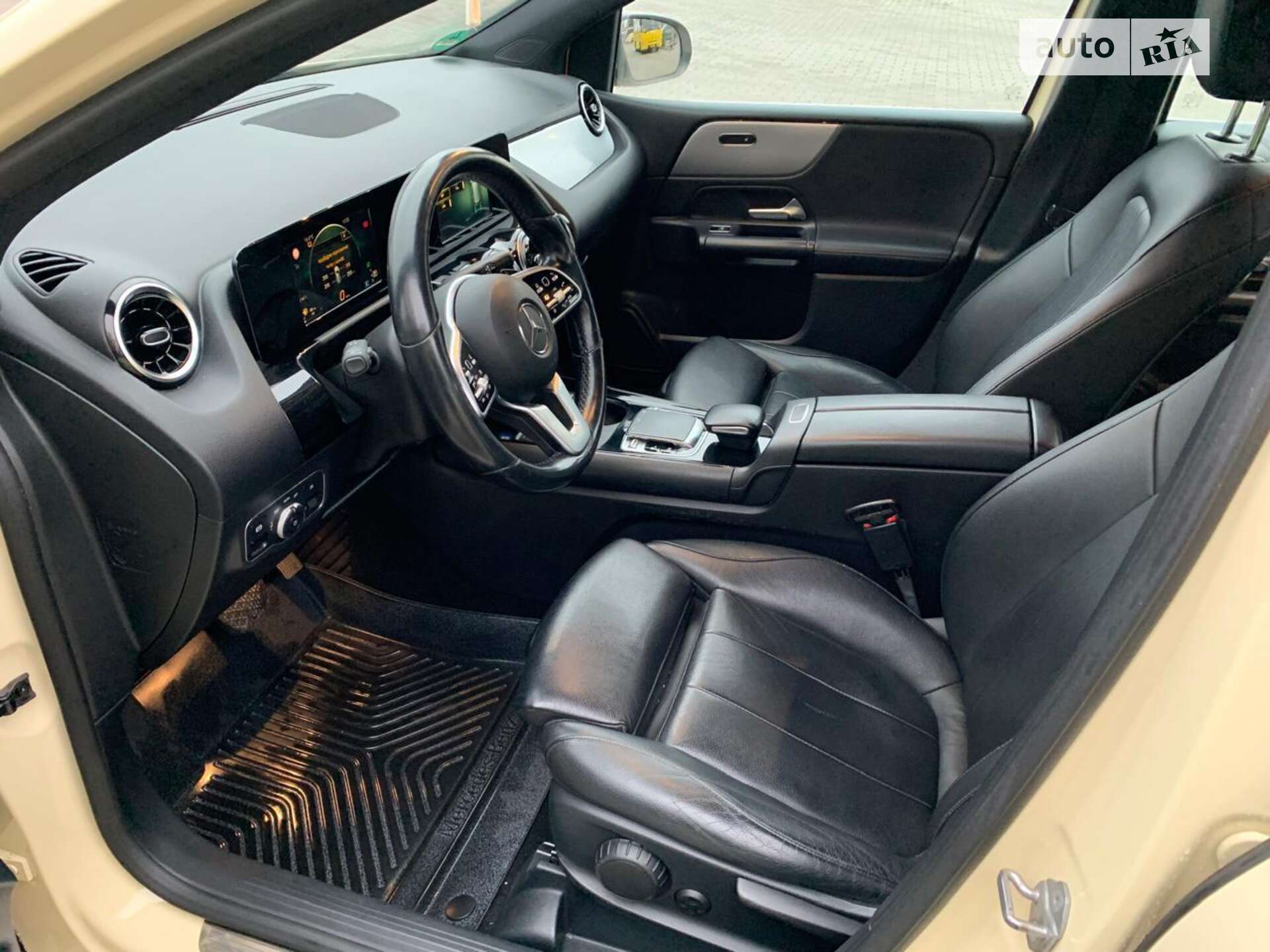 Mercedes-Benz B-Class 2019 VIN WDD2470031J083595 фото оголошення 13 з 25