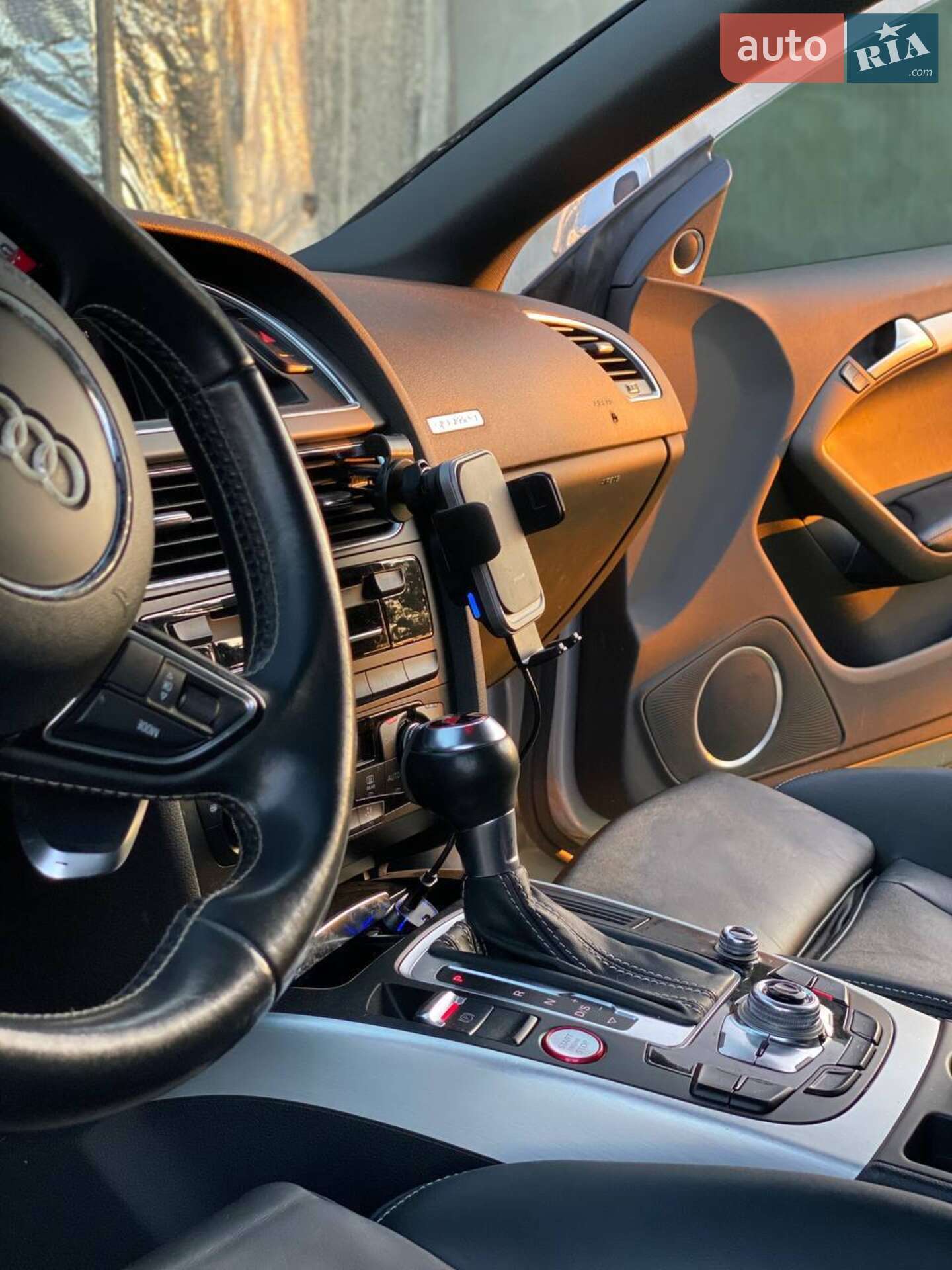Audi S5 2014 VIN WAULGBFR1FA004200 фото оголошення 10 з 34
