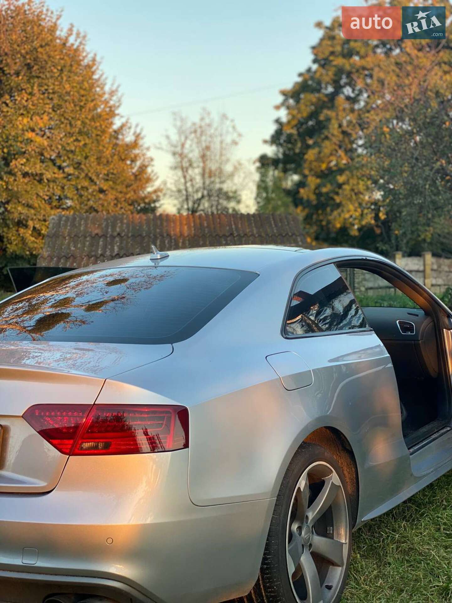 Audi S5 2014 VIN WAULGBFR1FA004200 фото оголошення 14 з 34