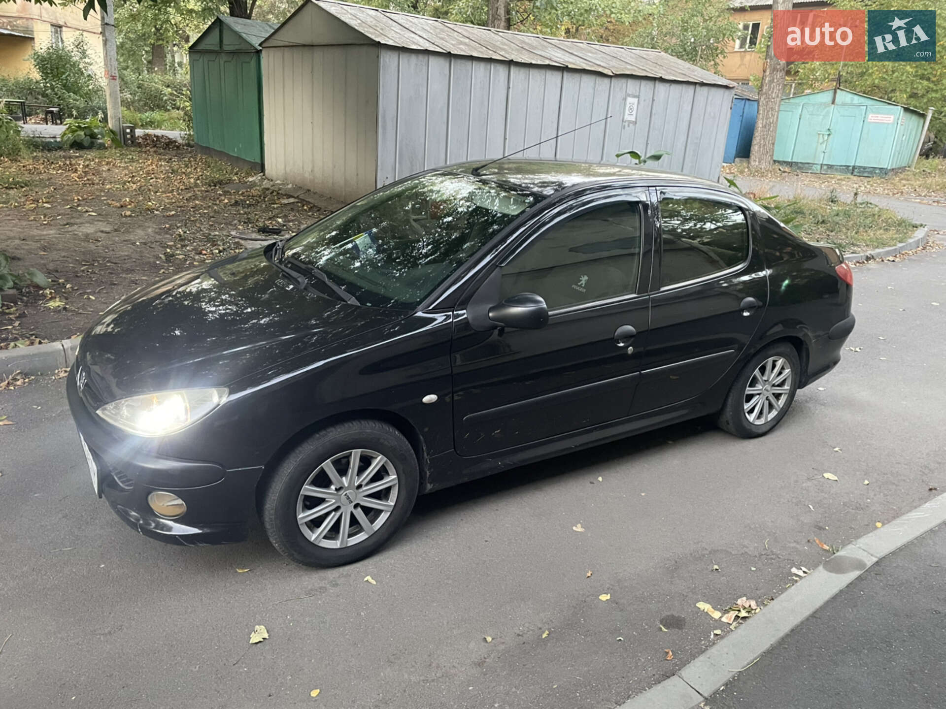 Peugeot 206 2009 VIN VF32BKFWA72799418 фото оголошення 2 з 3