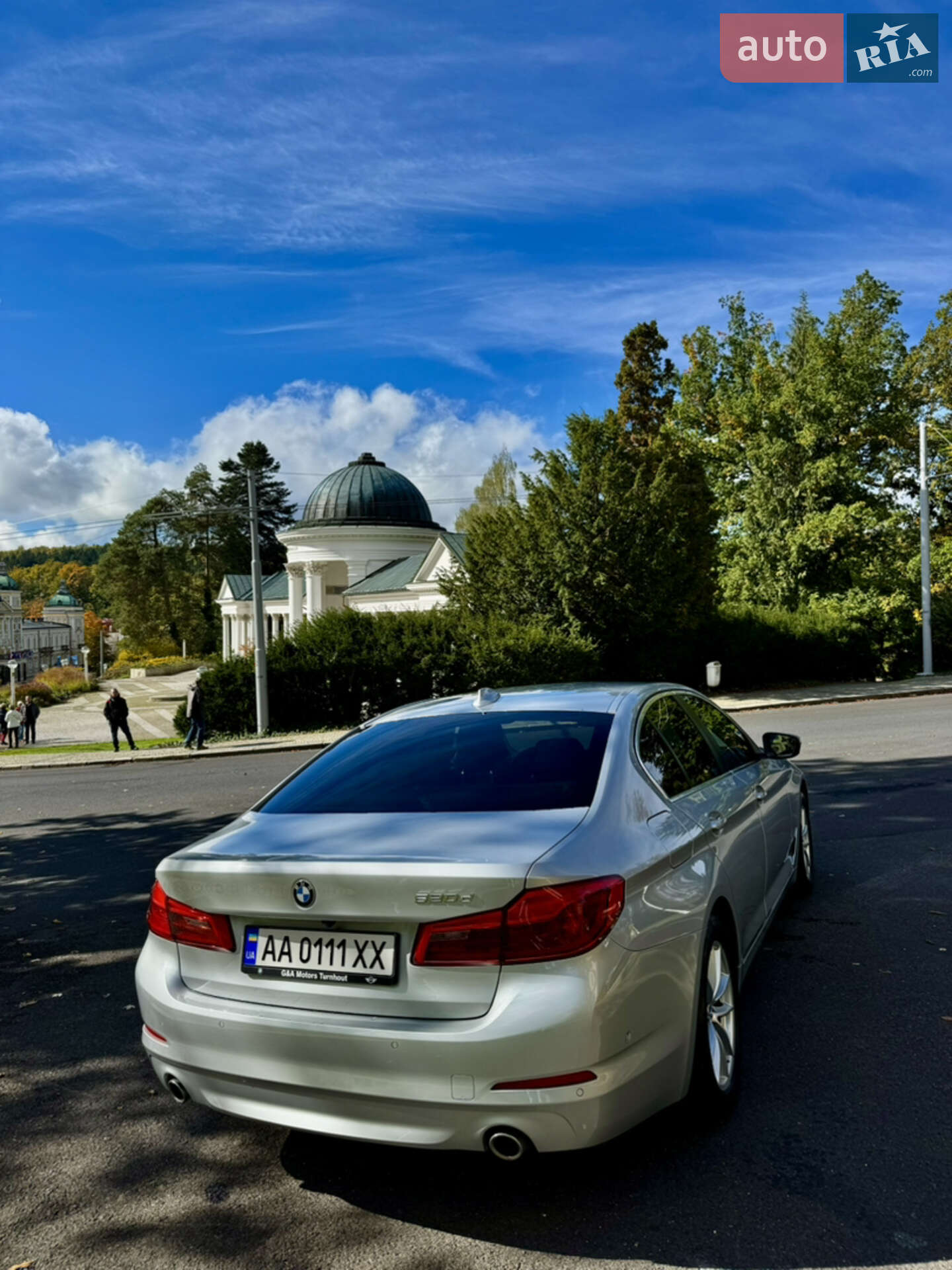 BMW 5 Series 2019 VIN WBAJF31090CD44539 фото оголошення 7 з 37