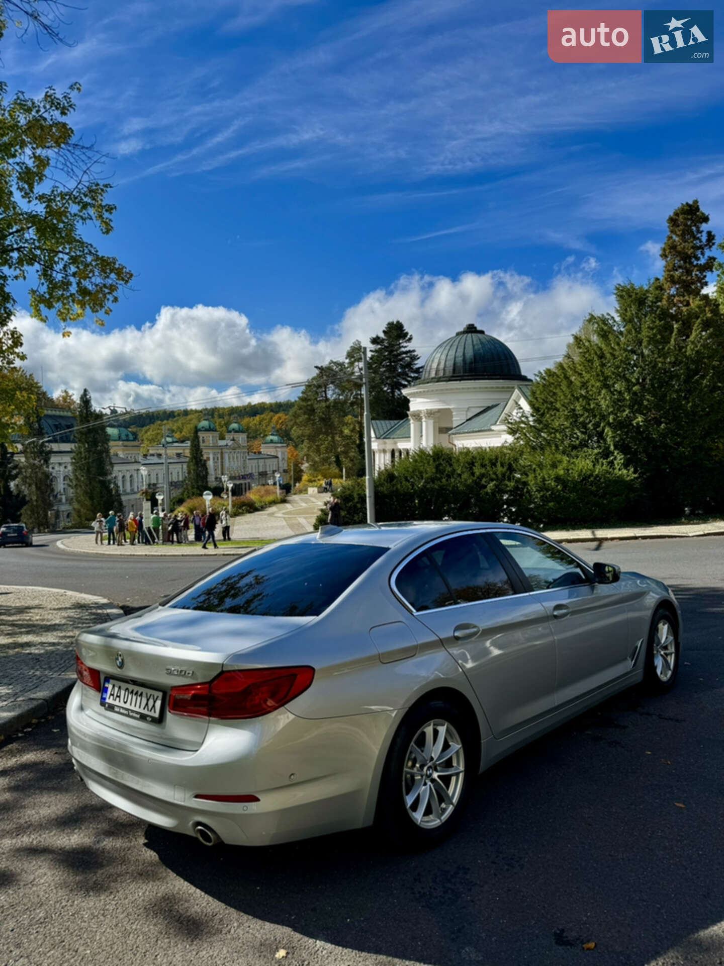 BMW 5 Series 2019 VIN WBAJF31090CD44539 фото оголошення 6 з 37