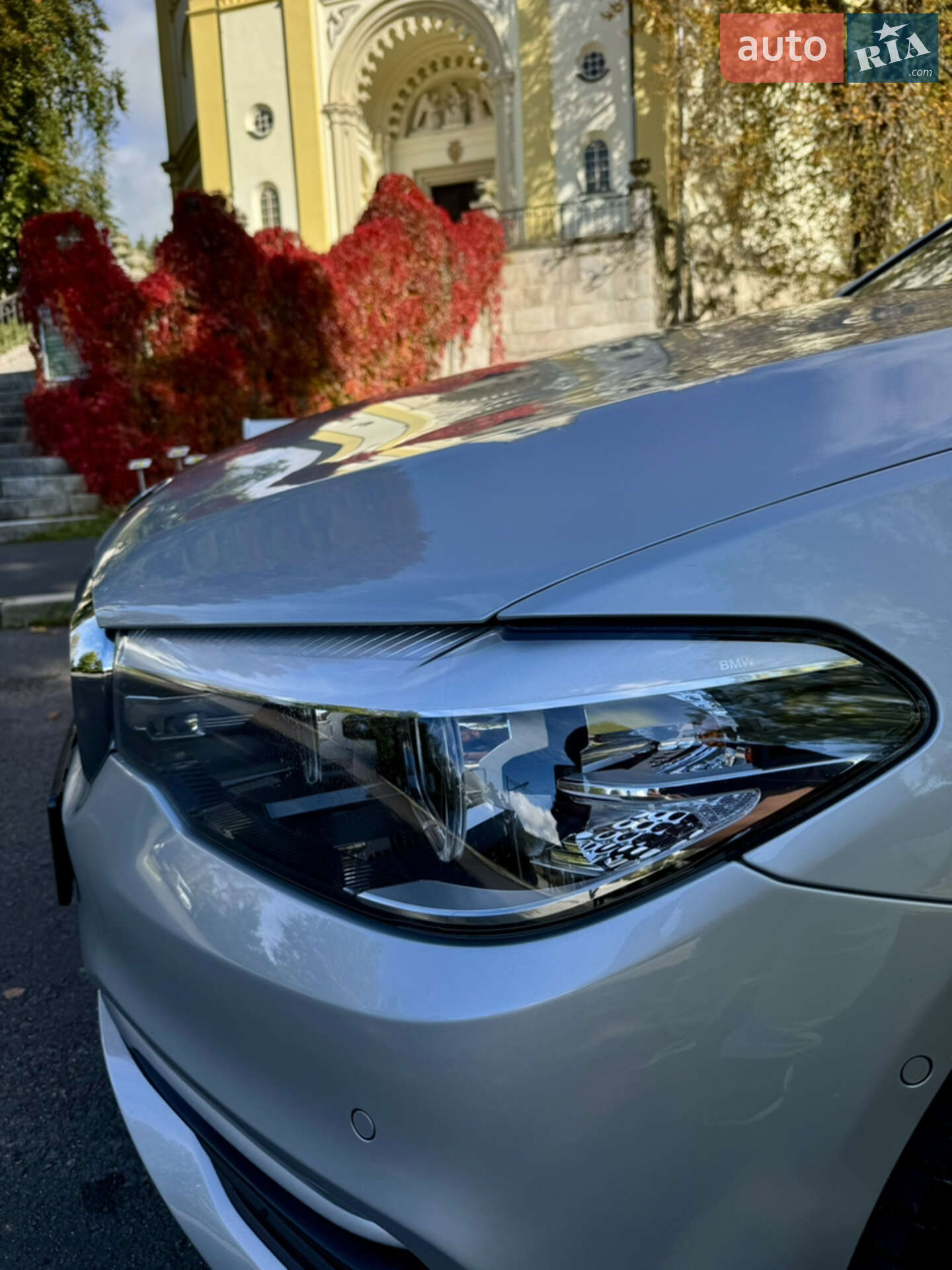 BMW 5 Series 2019 VIN WBAJF31090CD44539 фото оголошення 11 з 37