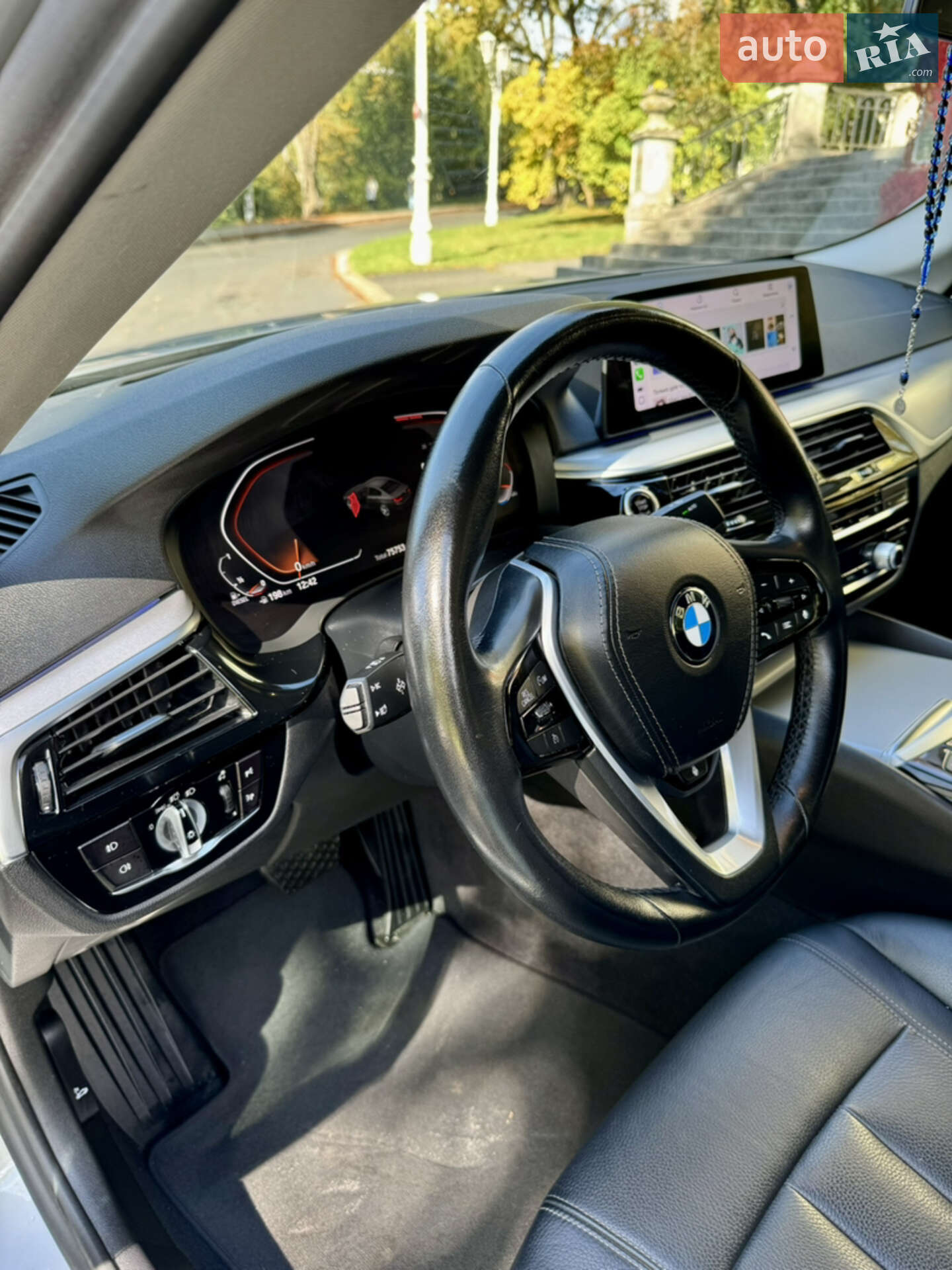 BMW 5 Series 2019 VIN WBAJF31090CD44539 фото оголошення 15 з 37