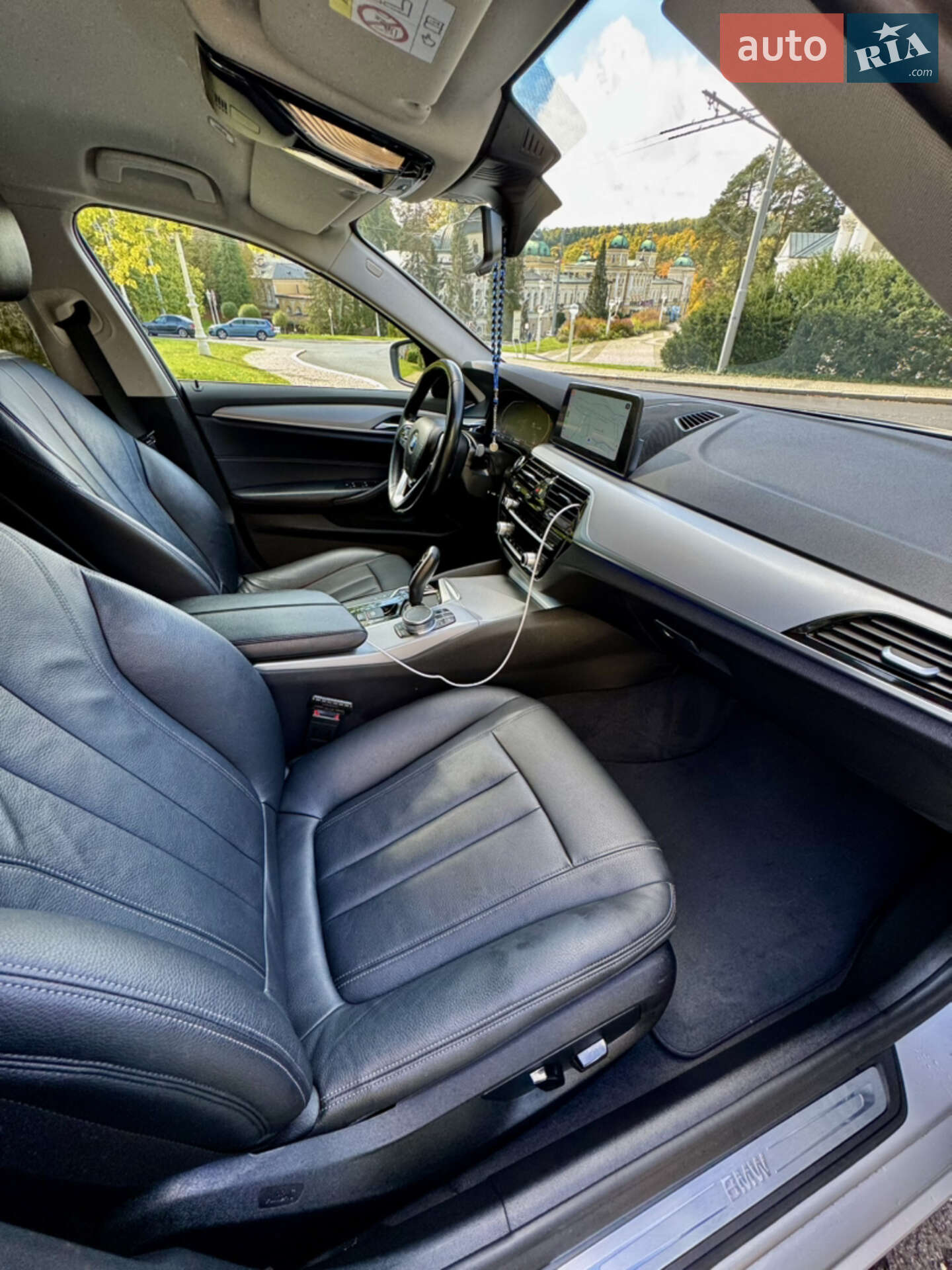BMW 5 Series 2019 VIN WBAJF31090CD44539 фото оголошення 35 з 37