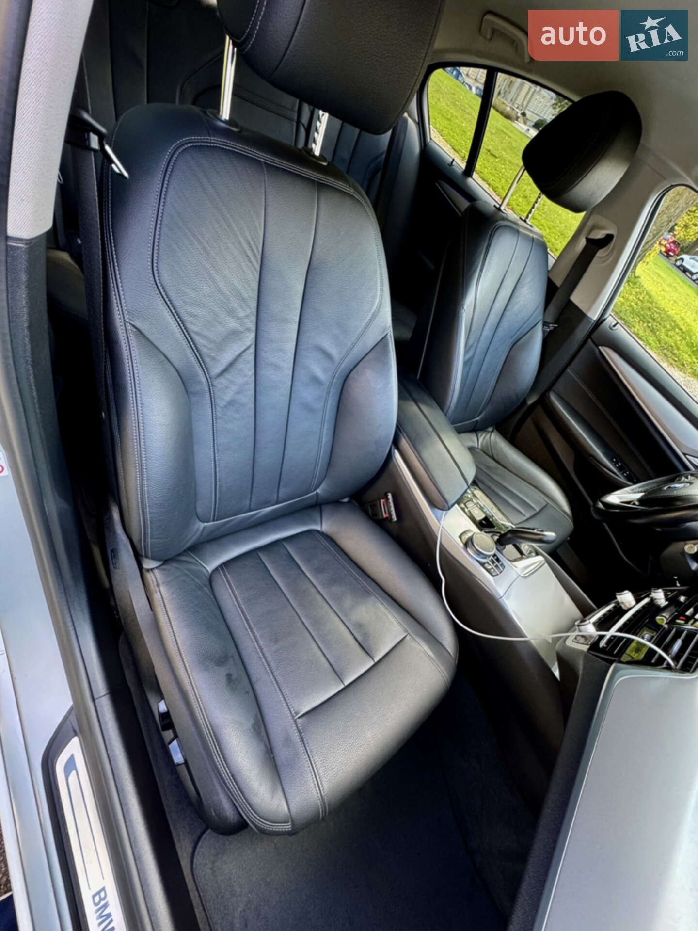 BMW 5 Series 2019 VIN WBAJF31090CD44539 фото оголошення 36 з 37
