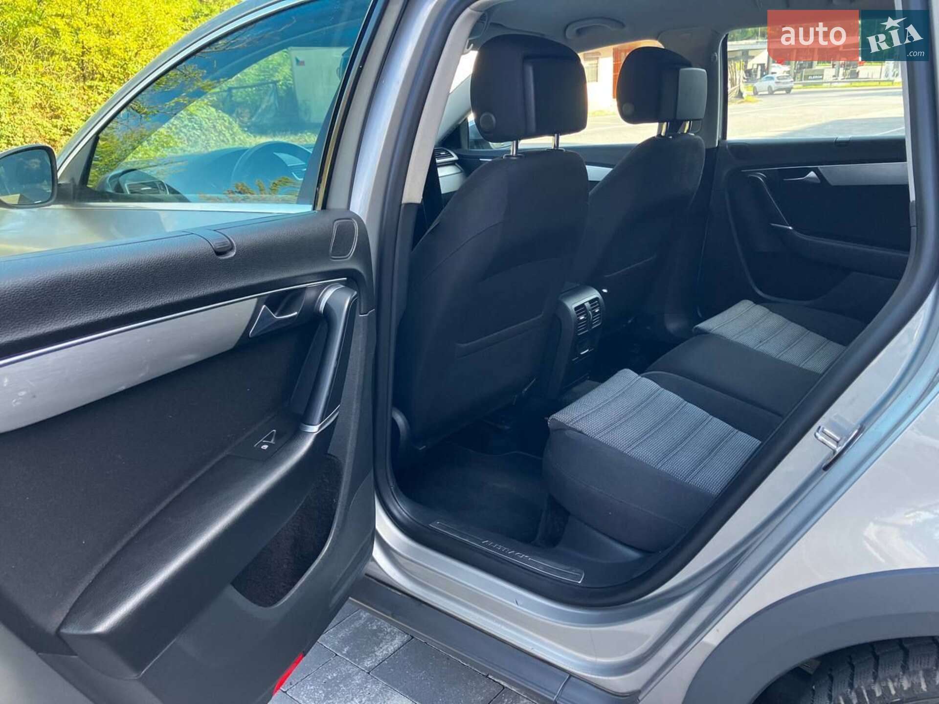 Volkswagen Passat Alltrack 2012 VIN WVWZZZ3CZDE046071 фото оголошення 9 з 23