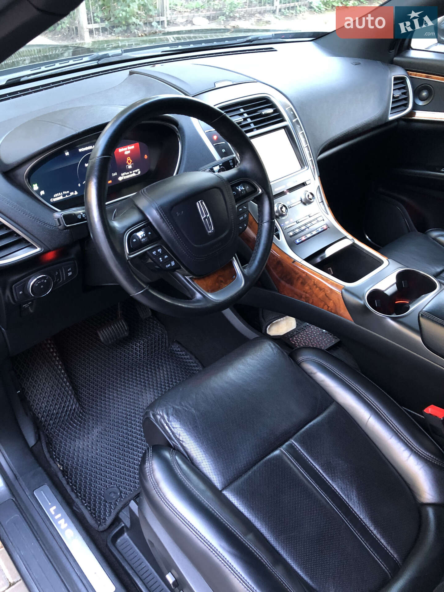 Lincoln Nautilus 2019 VIN 2LMPJ6L97KBL40949 фото оголошення 15 з 47