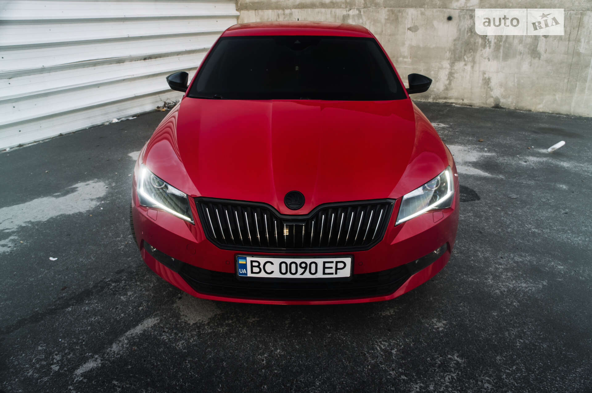 SKODA SUPERB 2019 VIN TMBCJ7NP4K7073987 фото оголошення 3 з 40