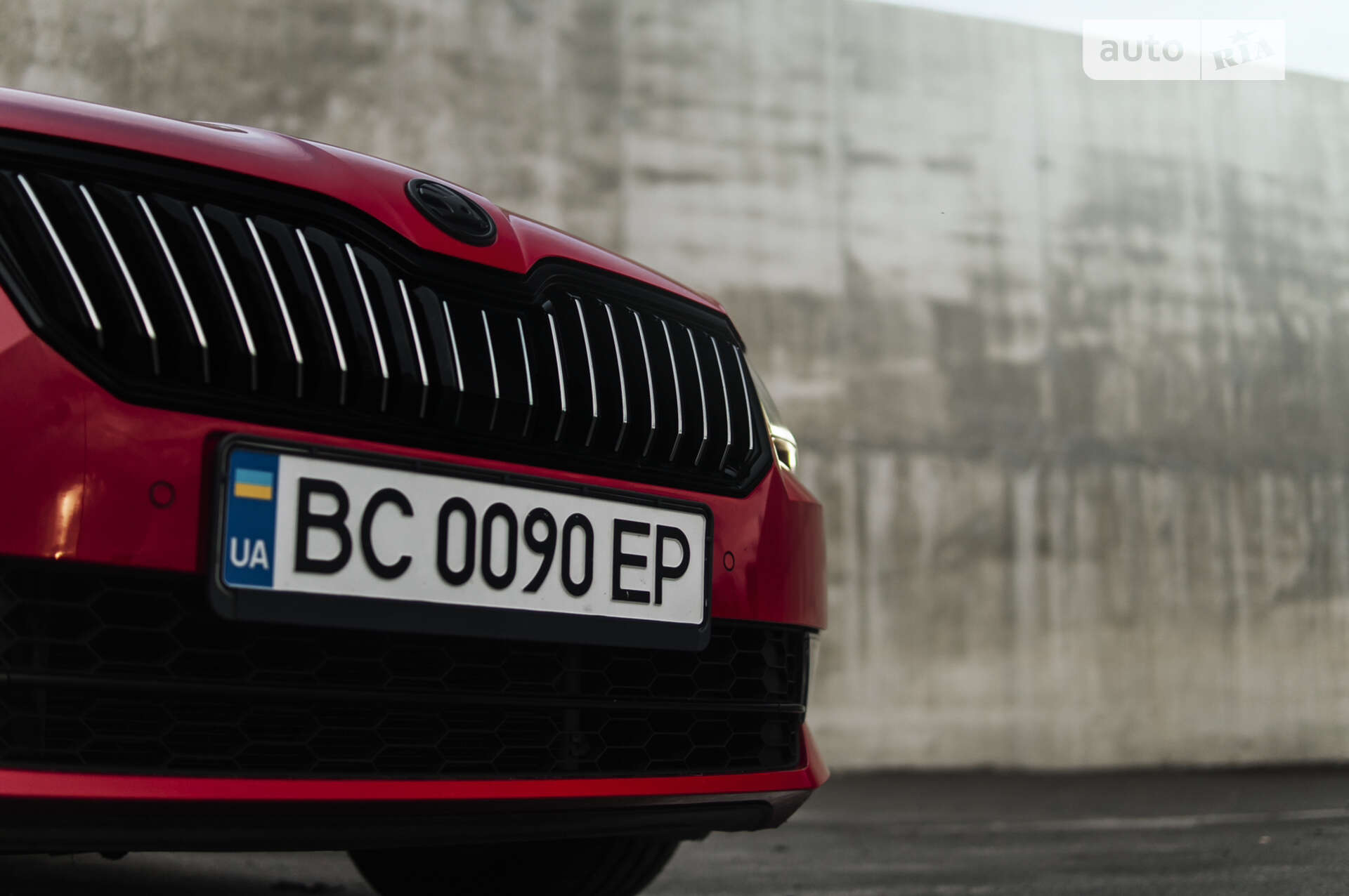 SKODA SUPERB 2019 VIN TMBCJ7NP4K7073987 фото оголошення 8 з 40
