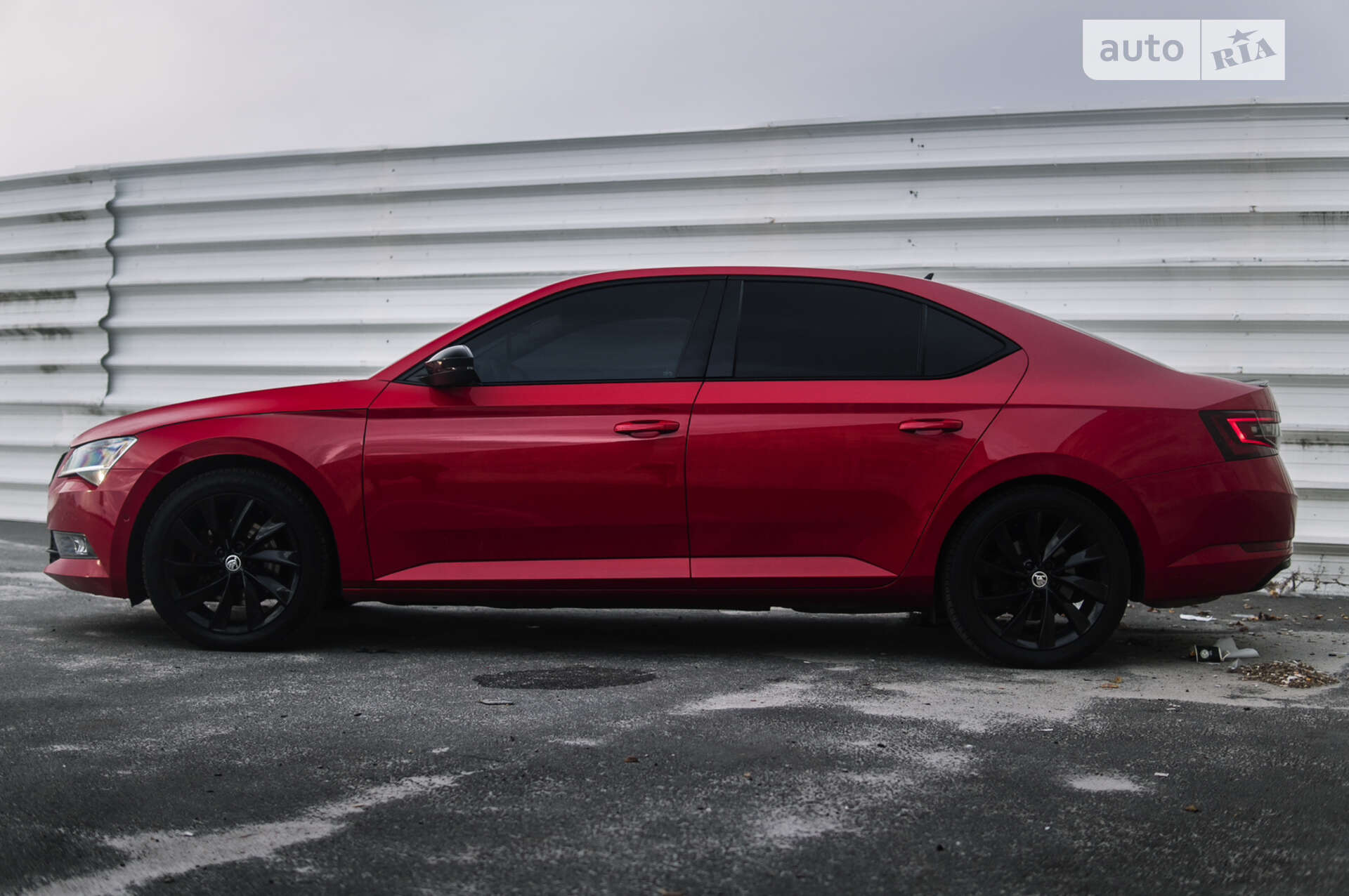 SKODA SUPERB 2019 VIN TMBCJ7NP4K7073987 фото оголошення 10 з 40