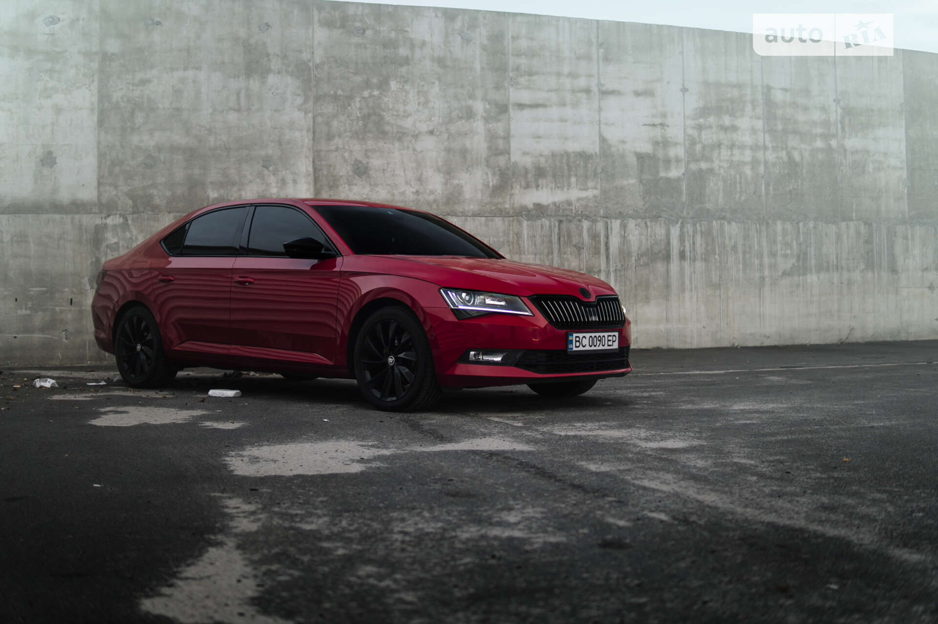 SKODA SUPERB 2019 VIN TMBCJ7NP4K7073987 фото оголошення 16 з 40