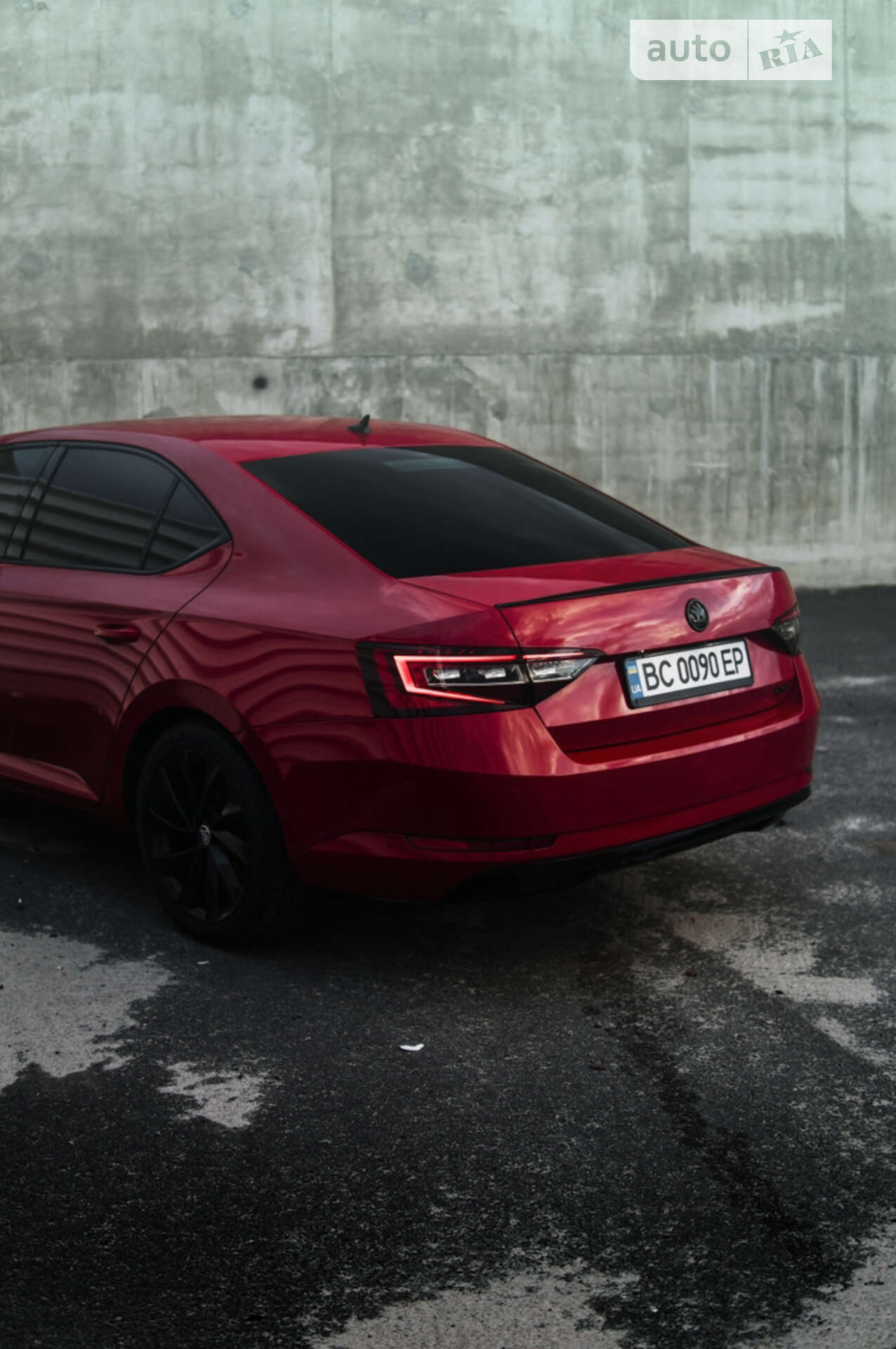 SKODA SUPERB 2019 VIN TMBCJ7NP4K7073987 фото оголошення 23 з 40