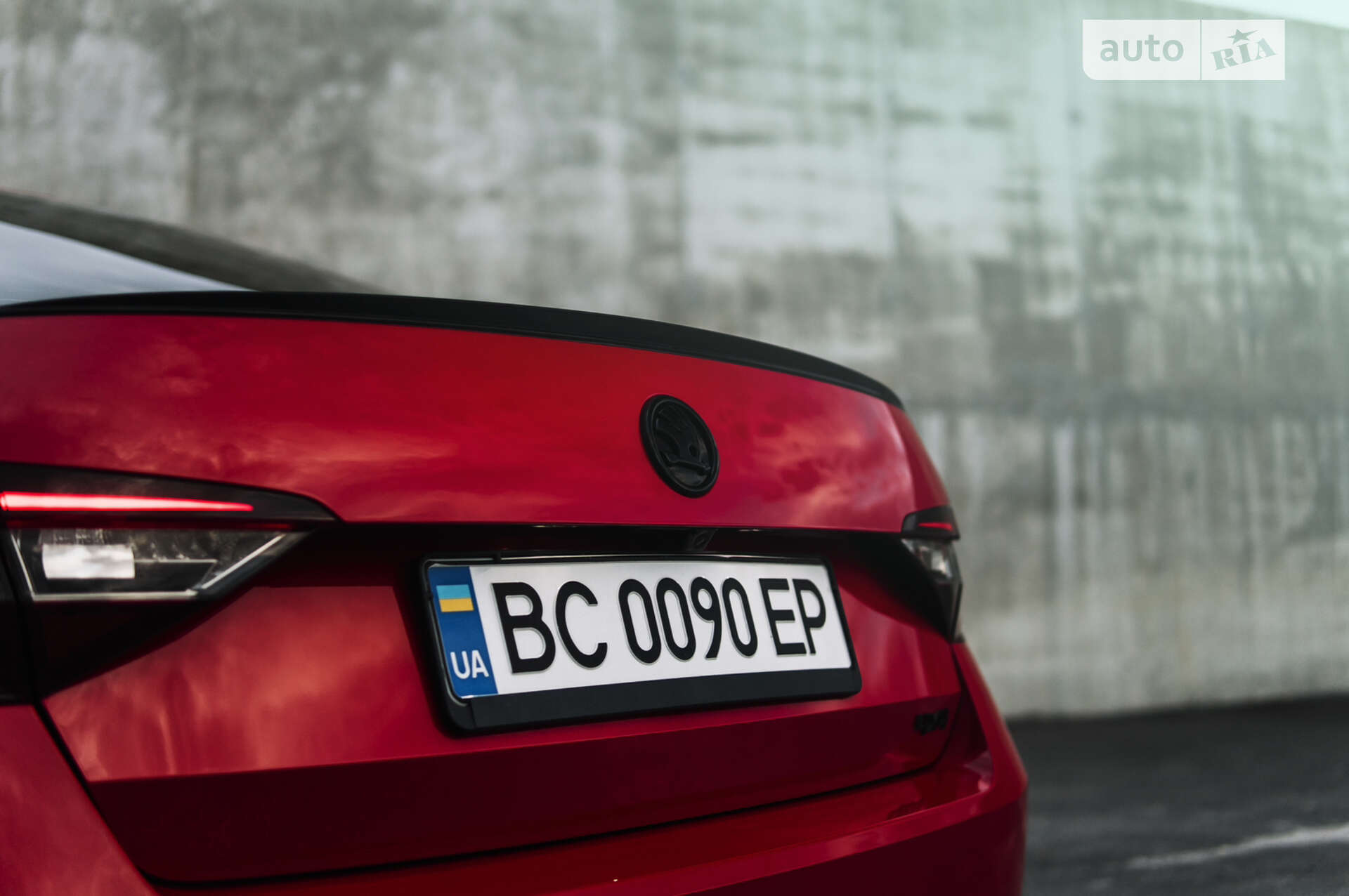 SKODA SUPERB 2019 VIN TMBCJ7NP4K7073987 фото оголошення 28 з 40