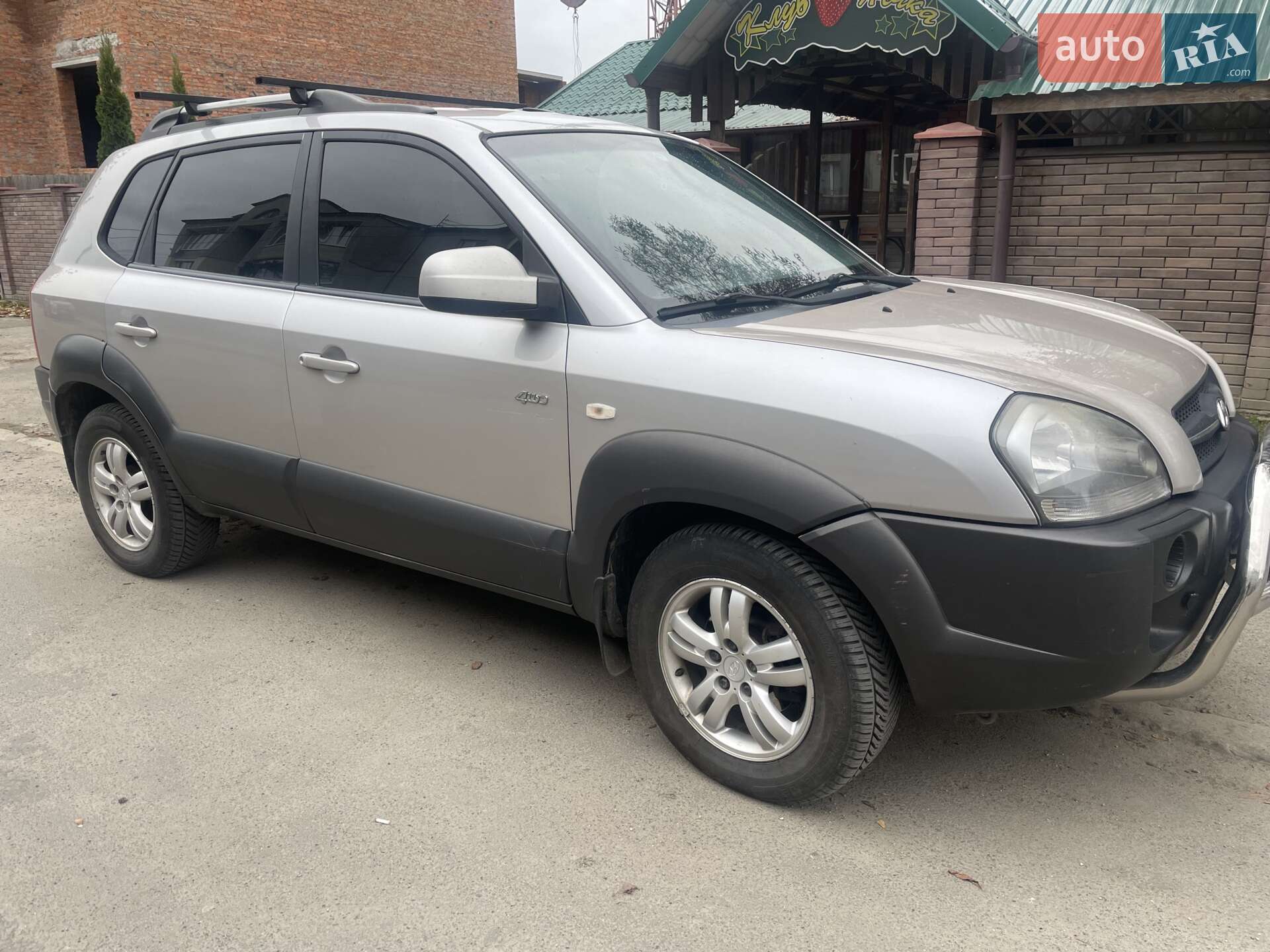 Hyundai Tucson 2005 VIN KMHJN81VP6U327146 фото оголошення 2 з 18