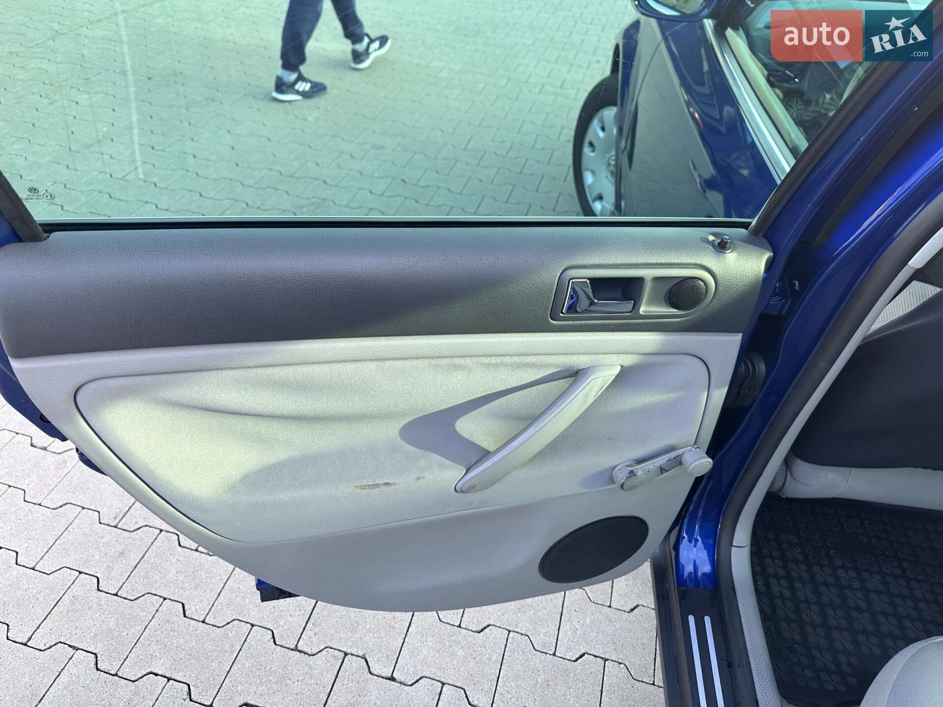 Volkswagen Passat 2003 VIN WVWZZZ3BZ4E174641 фото оголошення 7 з 26