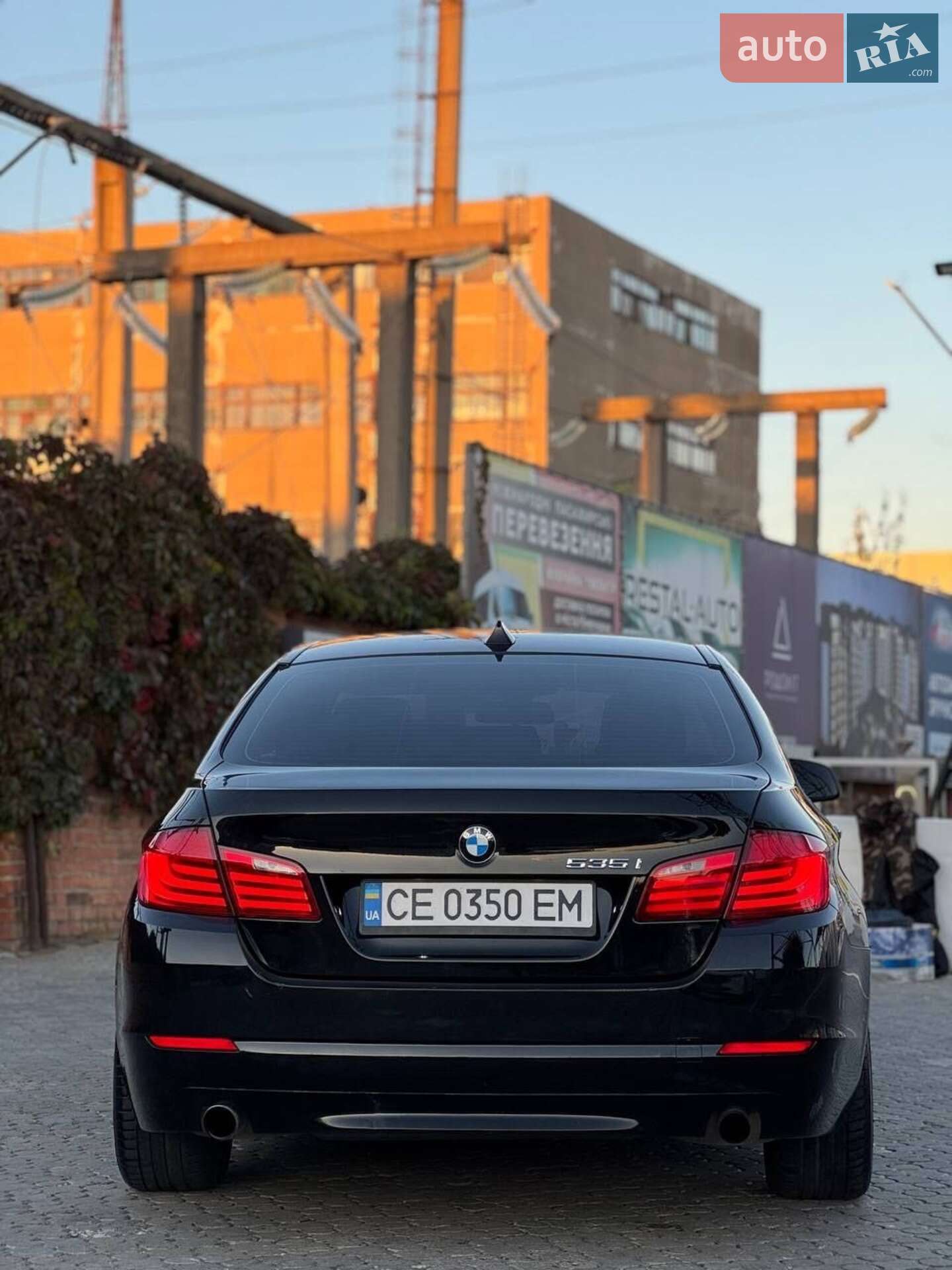BMW 5 Series 2010 VIN WBAFU7C53BC781352 фото оголошення 4 з 8