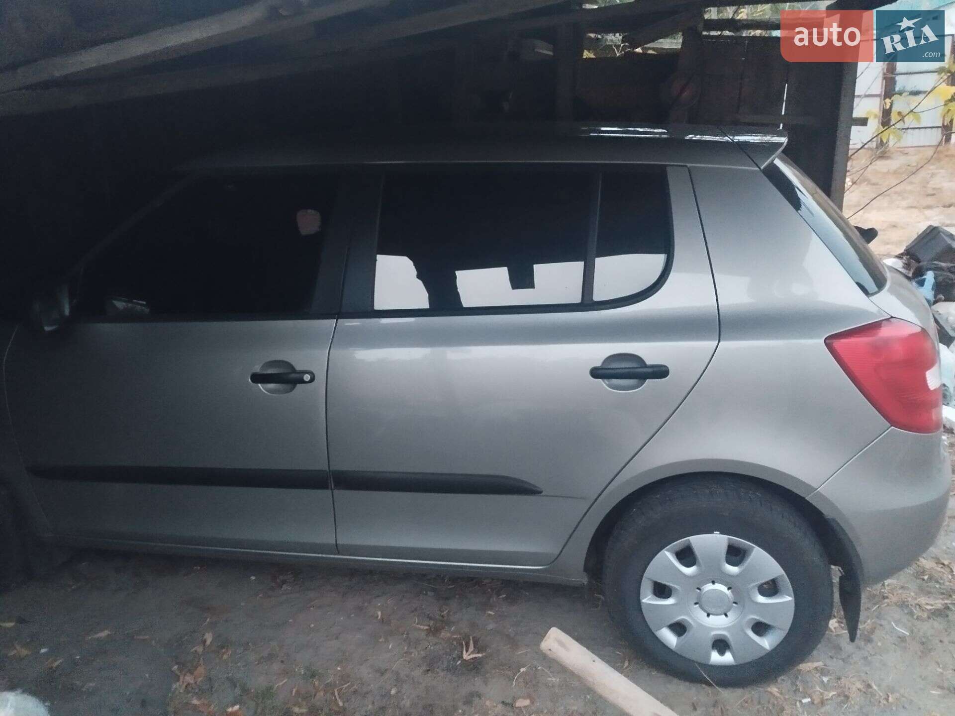Skoda Fabia 2009 VIN Y6UAH15J7AB500392 фото оголошення 2 з 3
