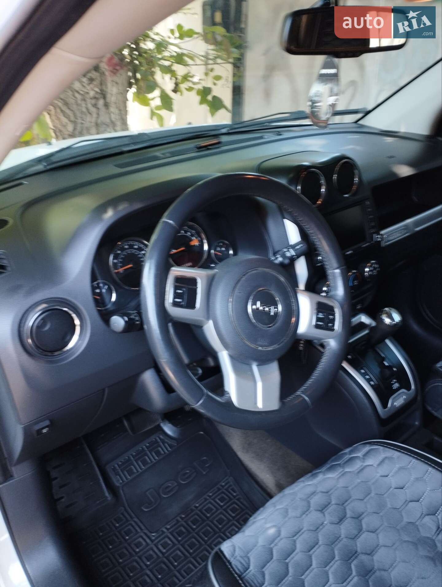 Jeep Compass 2016 VIN 1C4NJDEB5GD663846 фото оголошення 10 з 20