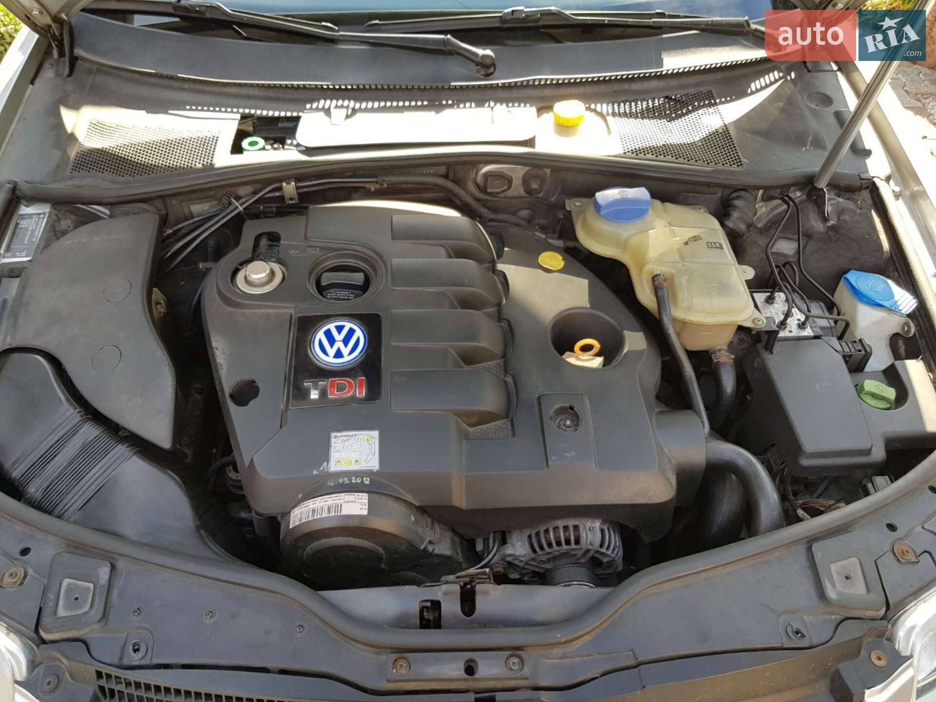 Volkswagen Passat 2001 VIN WVWZZZ3BZ1E255403 фото оголошення 3 з 20
