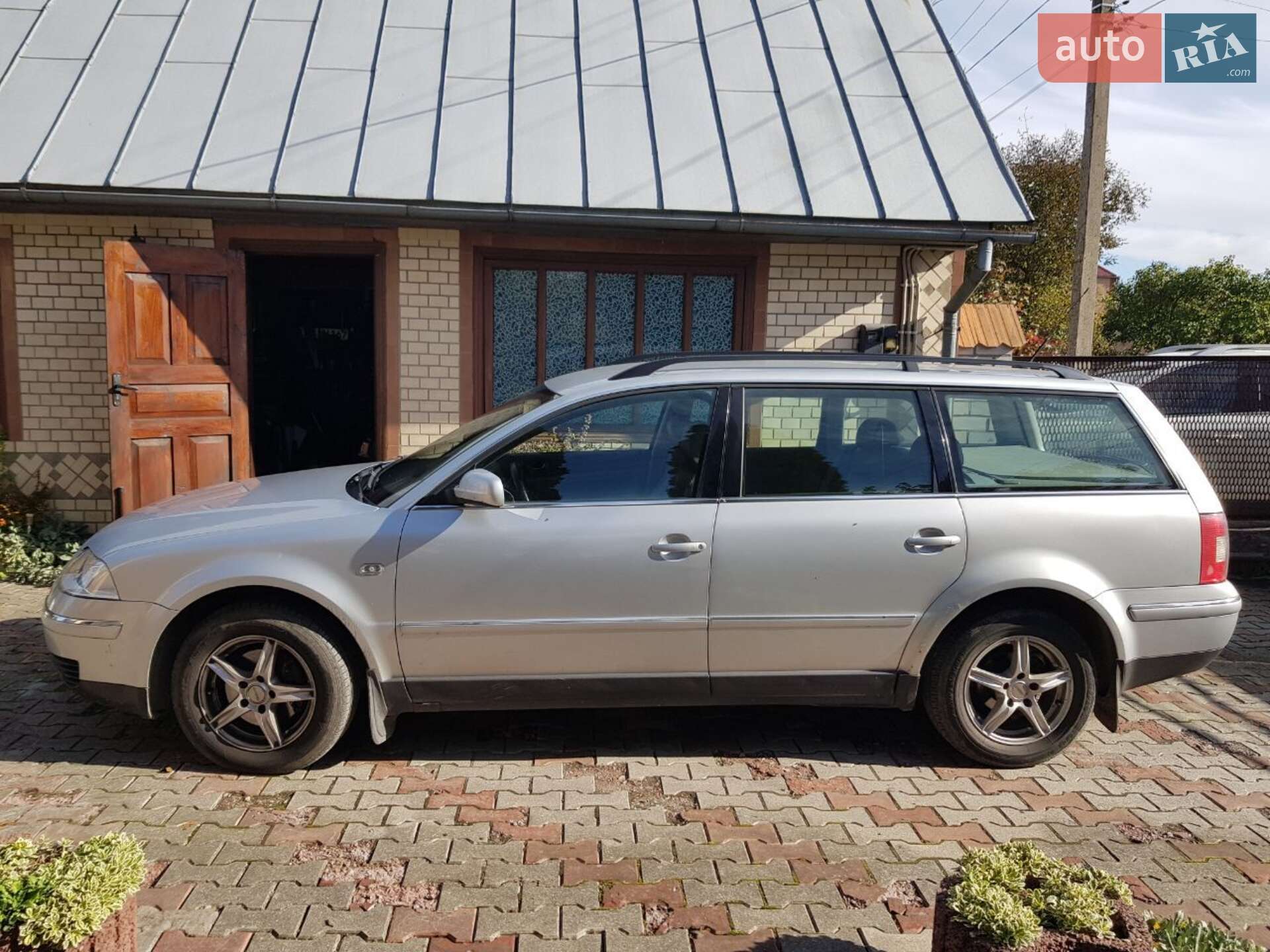 Volkswagen Passat 2001 VIN WVWZZZ3BZ1E255403 фото оголошення 4 з 20